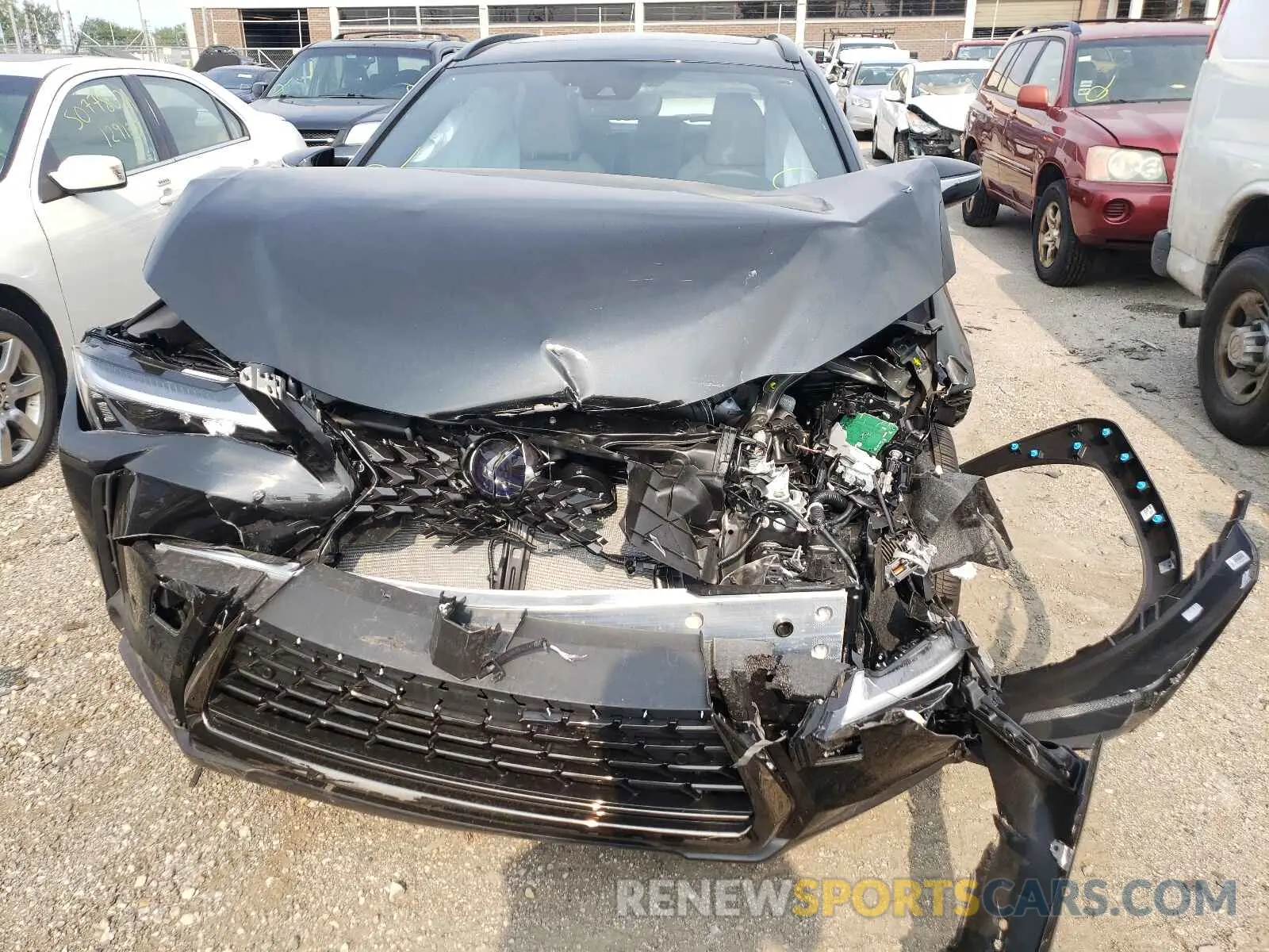 9 fotografías del automóvil dañado JTHP9JBH8M2045371 LEXUS UX 250H 2021