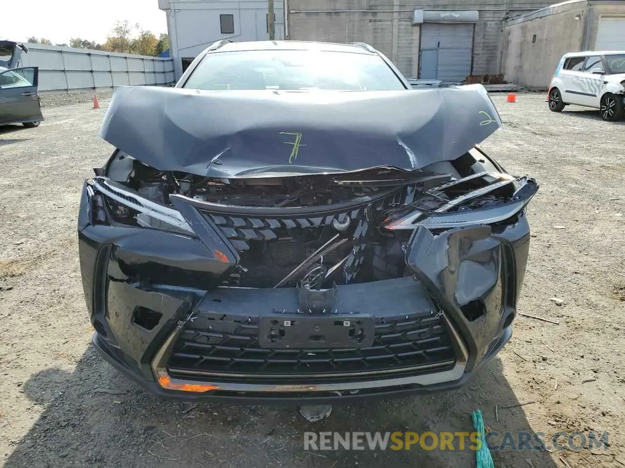 9 fotografías del automóvil dañado JTHP9JBH8M2048089 LEXUS UX 250H 2021