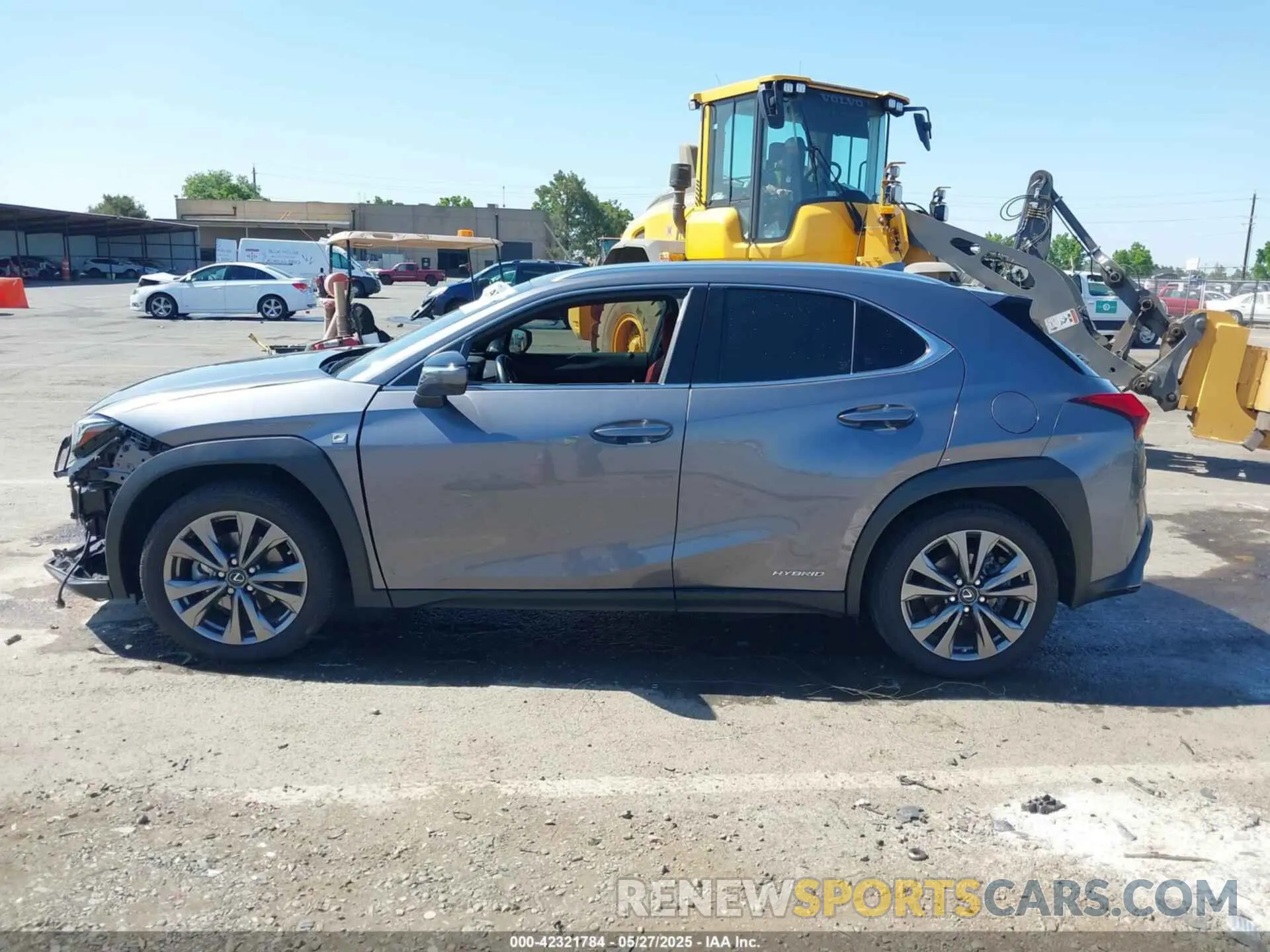 15 fotografías del automóvil dañado JTHR9JBH3M2052706 LEXUS UX 250H 2021