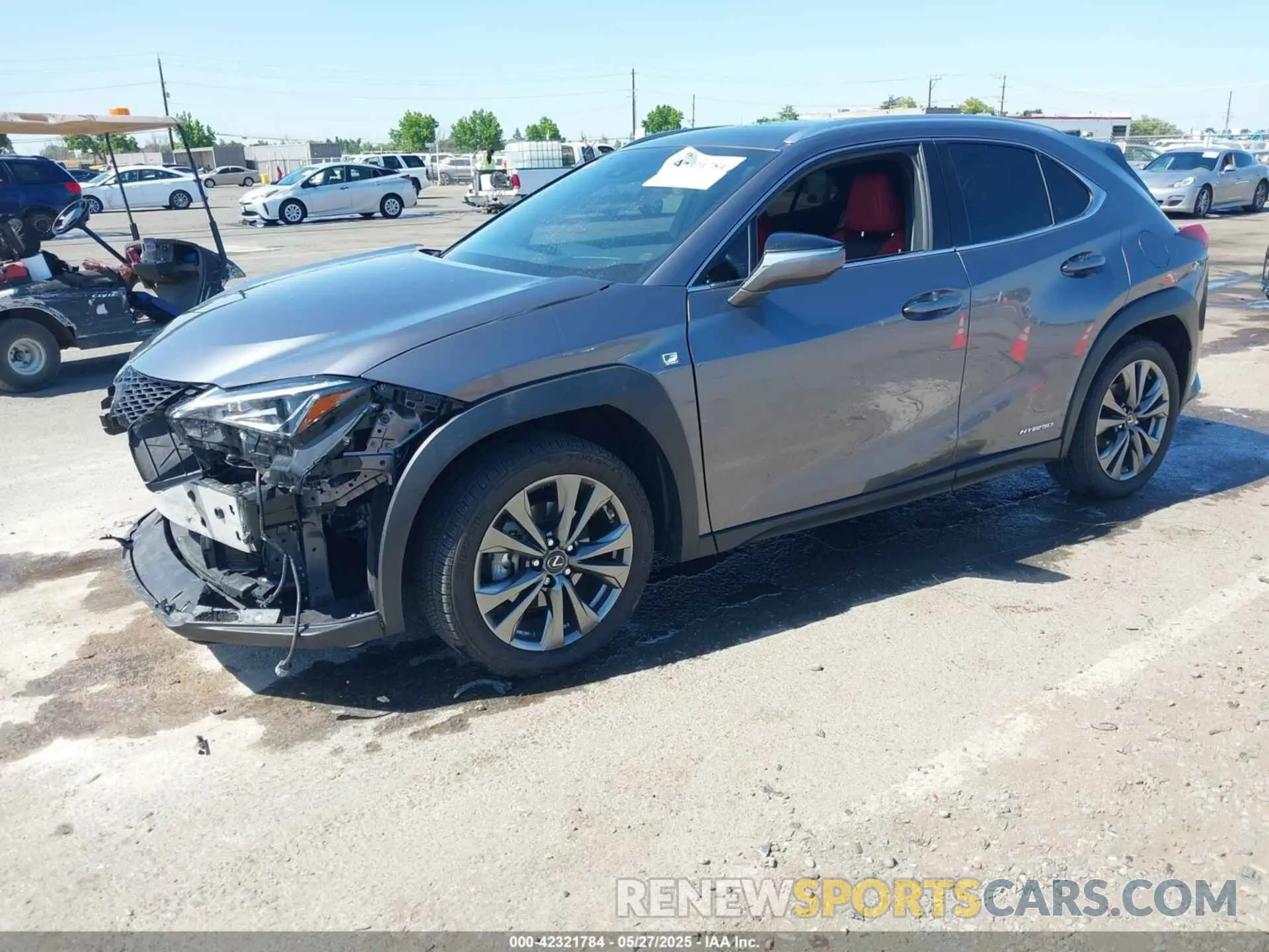 2 fotografías del automóvil dañado JTHR9JBH3M2052706 LEXUS UX 250H 2021