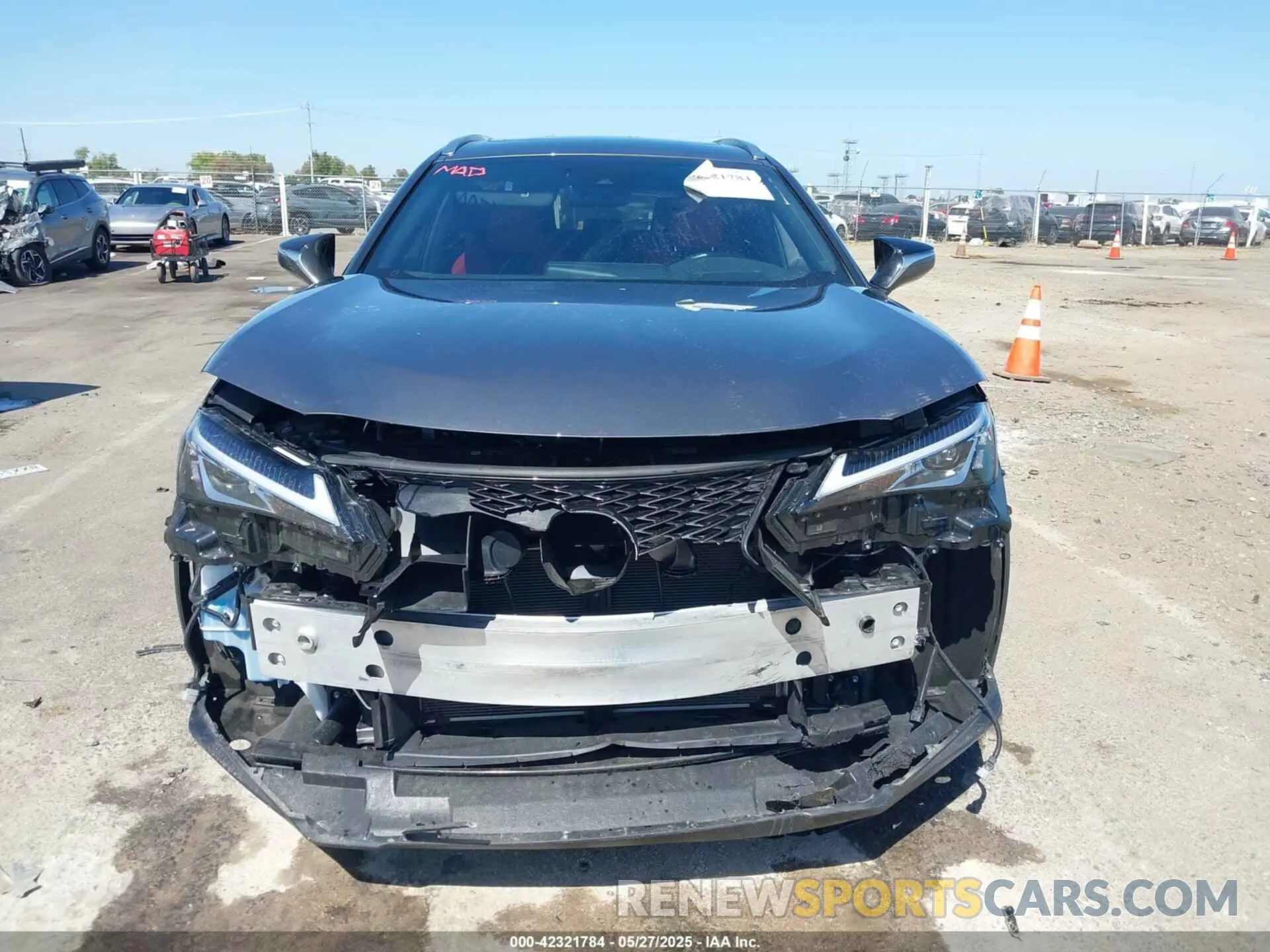 6 fotografías del automóvil dañado JTHR9JBH3M2052706 LEXUS UX 250H 2021