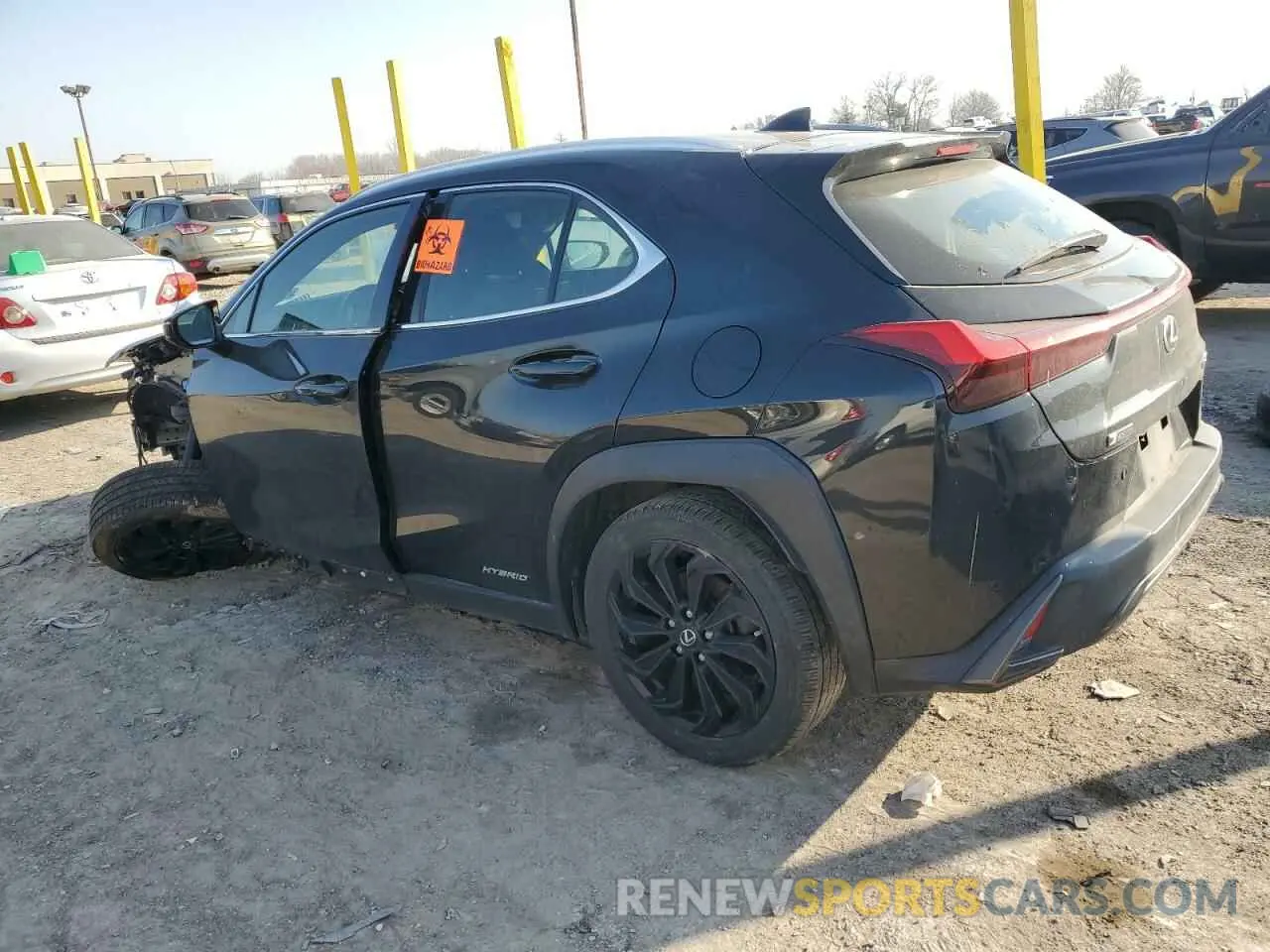 2 fotografías del automóvil dañado JTHR9JBH4M2053802 LEXUS UX 250H 2021