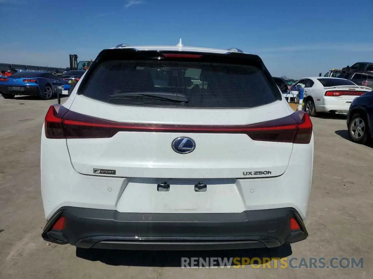 6 fotografías del automóvil dañado JTHR9JBH8M2051017 LEXUS UX 250H 2021