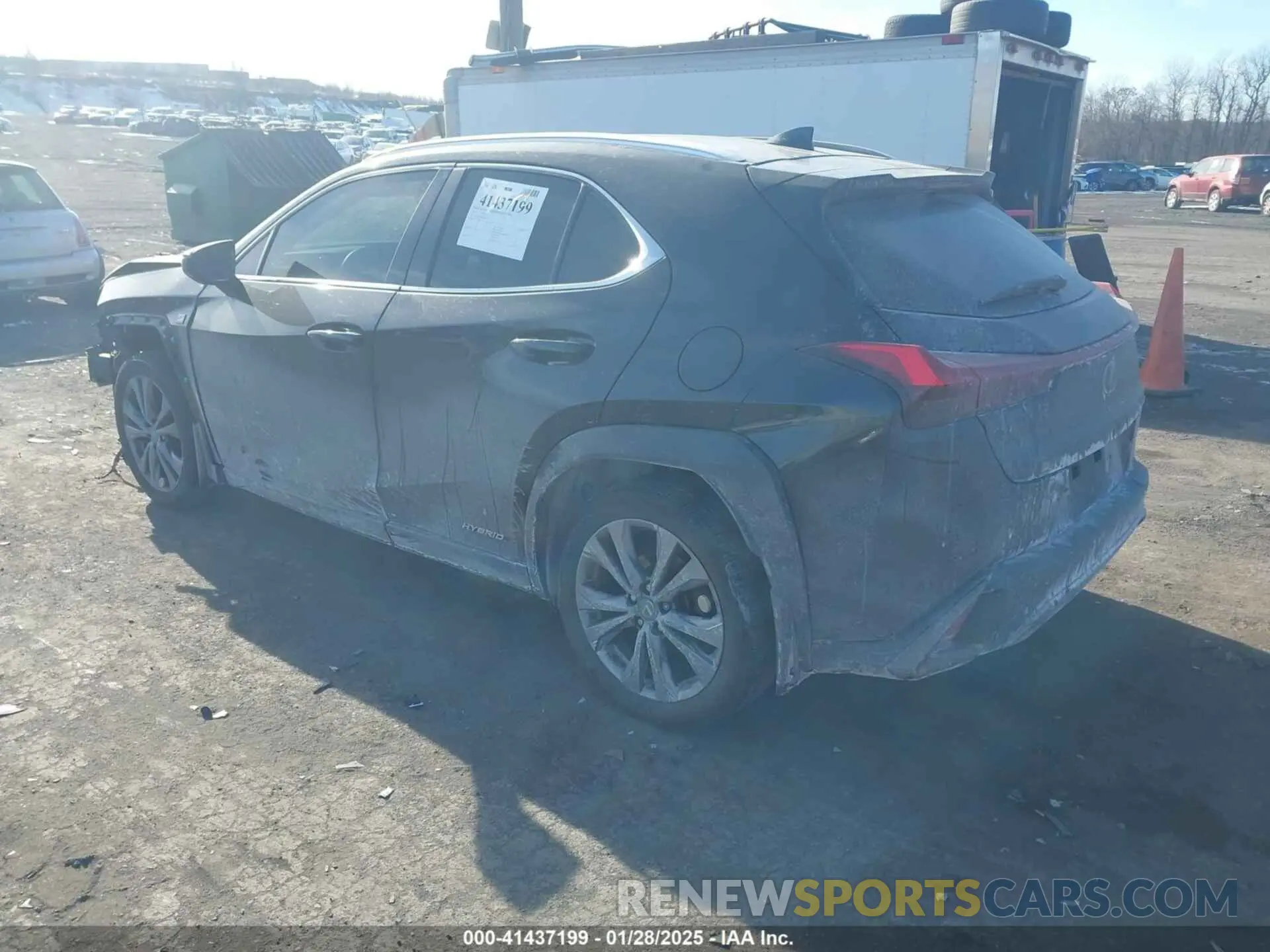 3 fotografías del automóvil dañado JTHR9JBH9M2054413 LEXUS UX 250H 2021