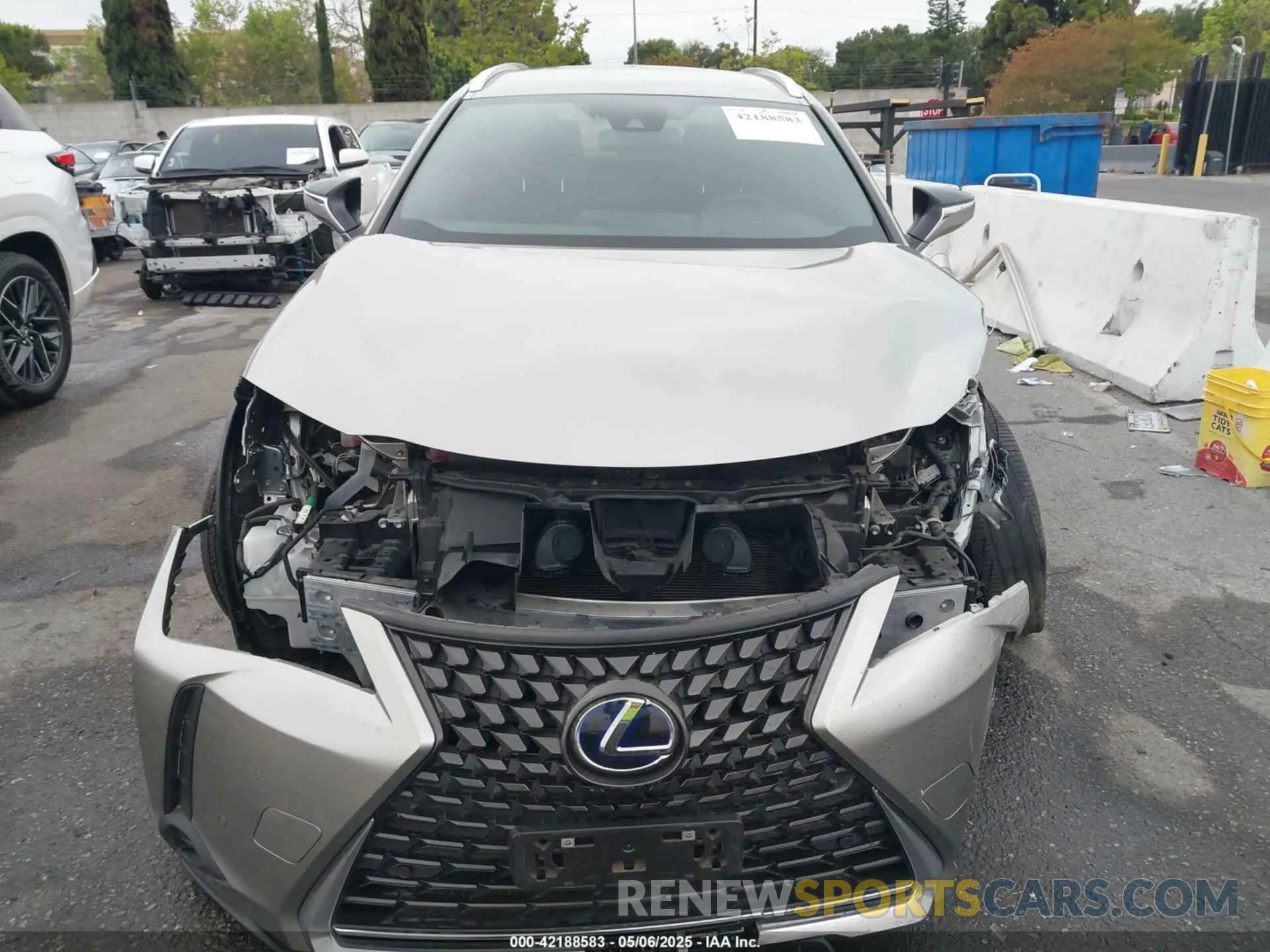 13 fotografías del automóvil dañado JTHX9JBH5M2051757 LEXUS UX 250H 2021