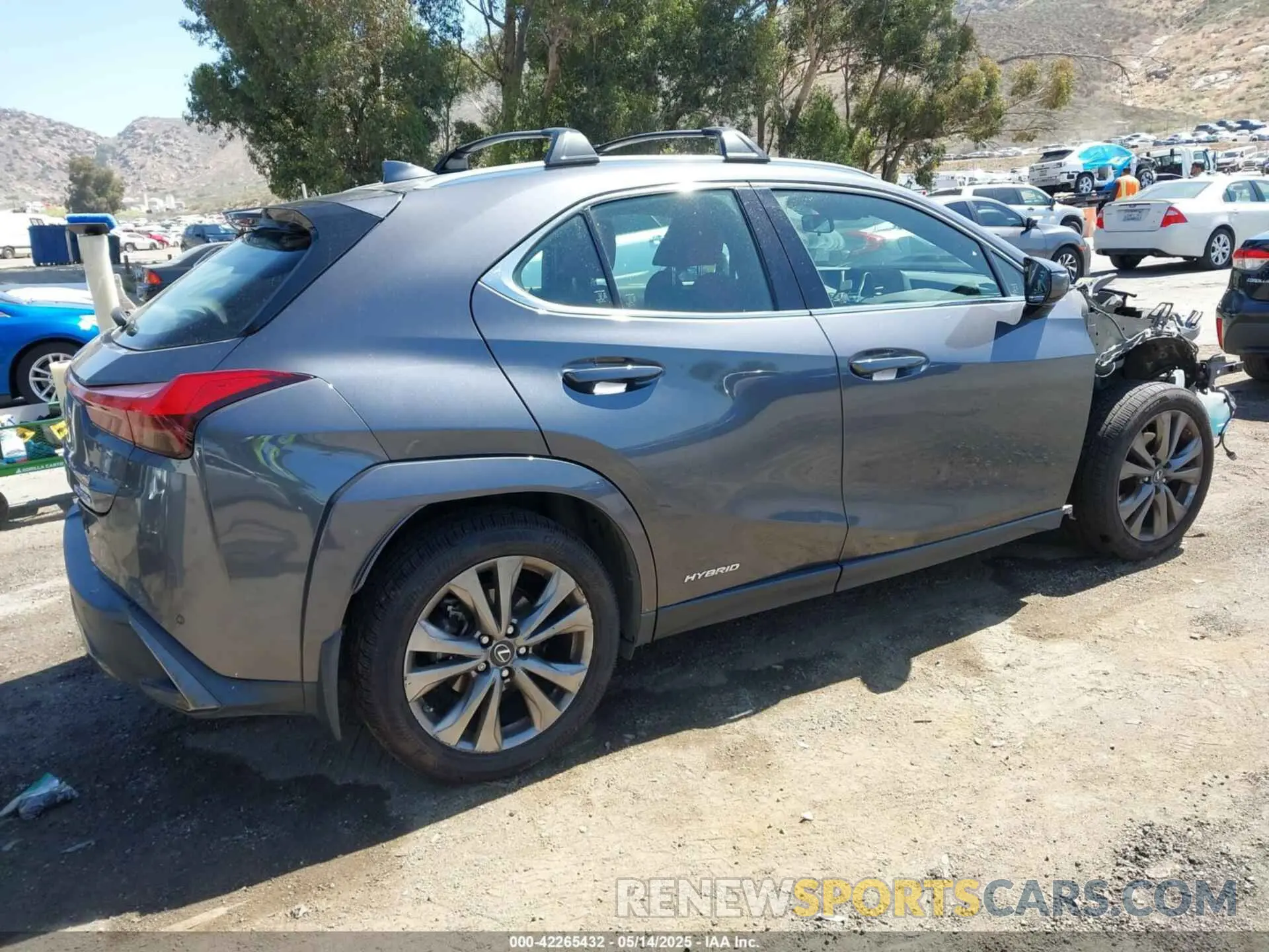 4 fotografías del automóvil dañado JTHE9JBHXN2057109 LEXUS UX 250H 2022