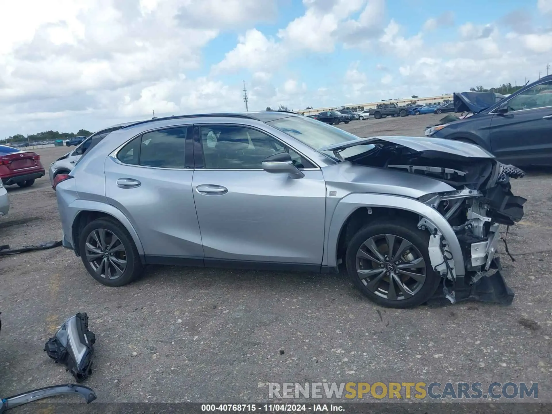 13 fotografías del automóvil dañado JTHB6JBH7P2143752 LEXUS UX 250H 2023