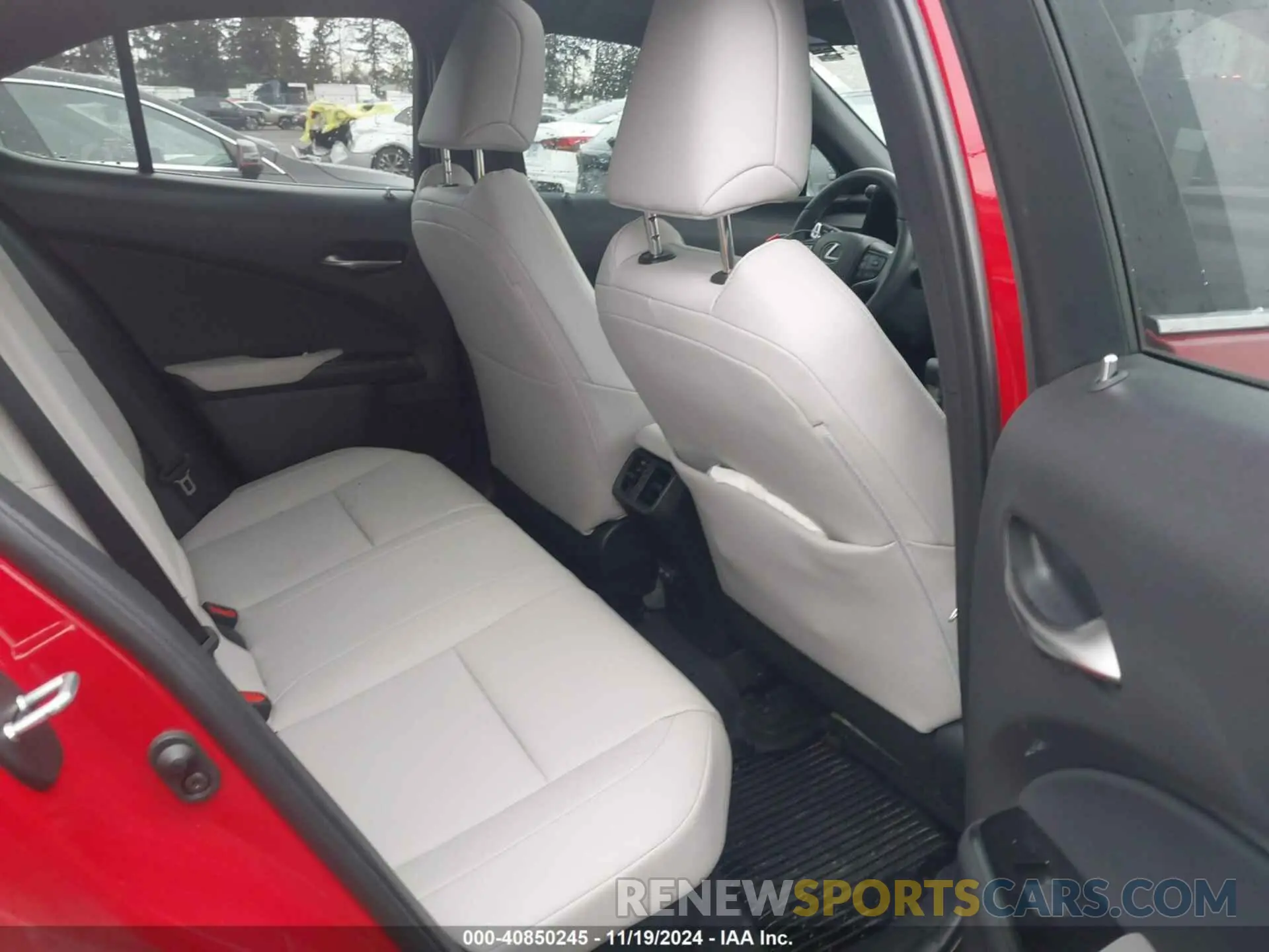 8 fotografías del automóvil dañado JTHP9JBH1P2066244 LEXUS UX 250H 2023