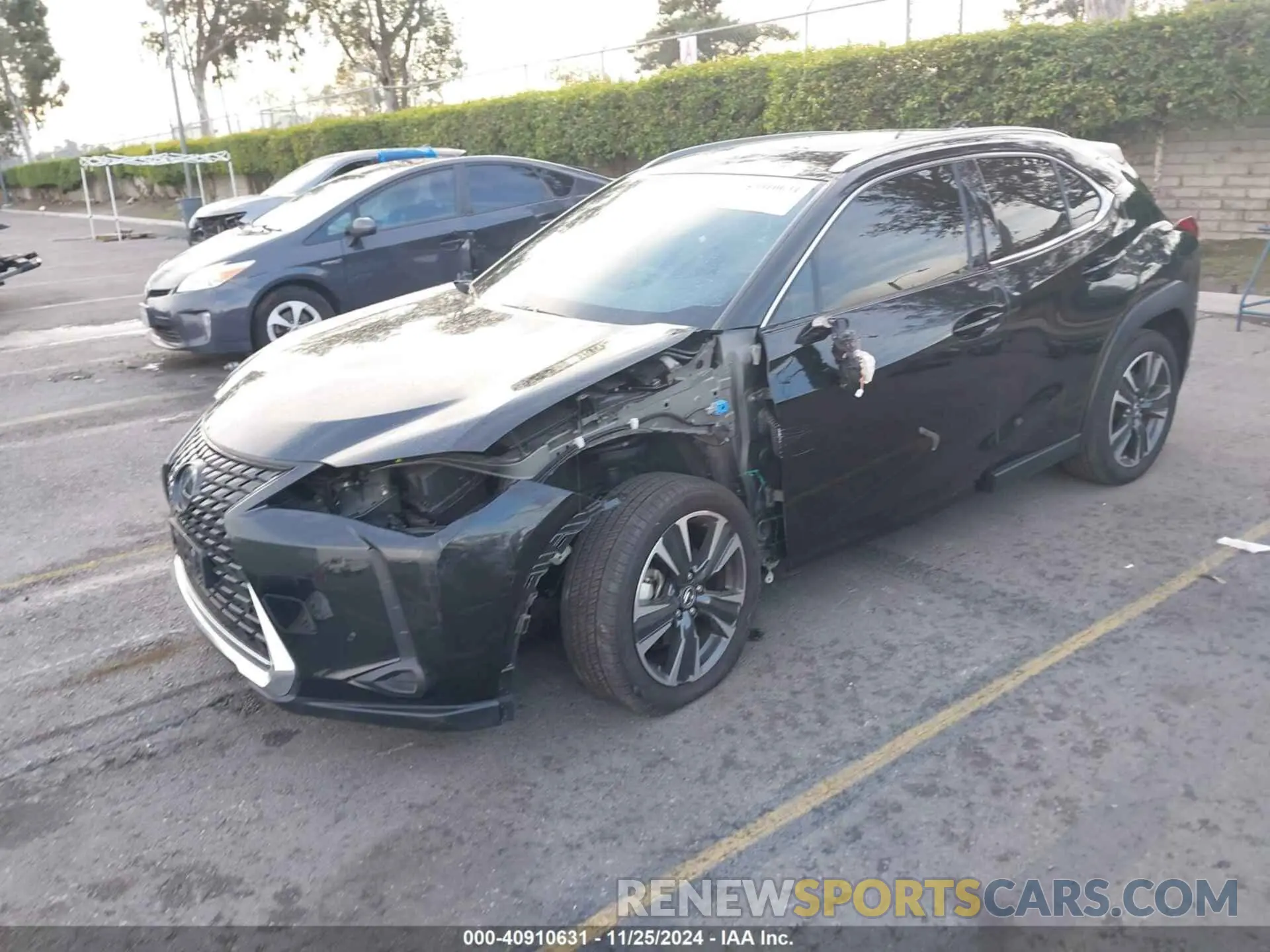 2 fotografías del automóvil dañado JTHX6JBH8P2146195 LEXUS UX 250H 2023