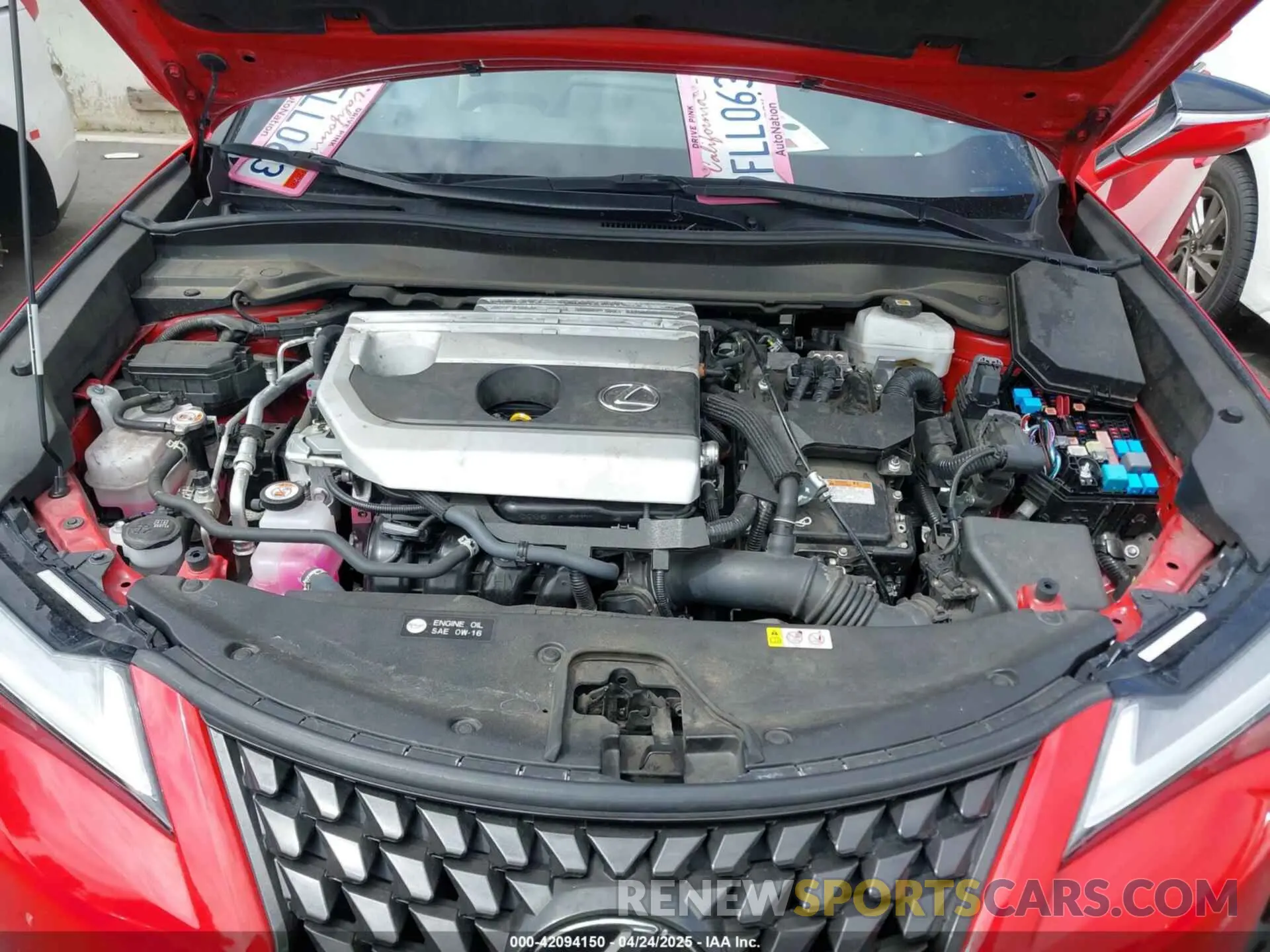 10 fotografías del automóvil dañado JTHX6JBH8P2147752 LEXUS UX 250H 2023