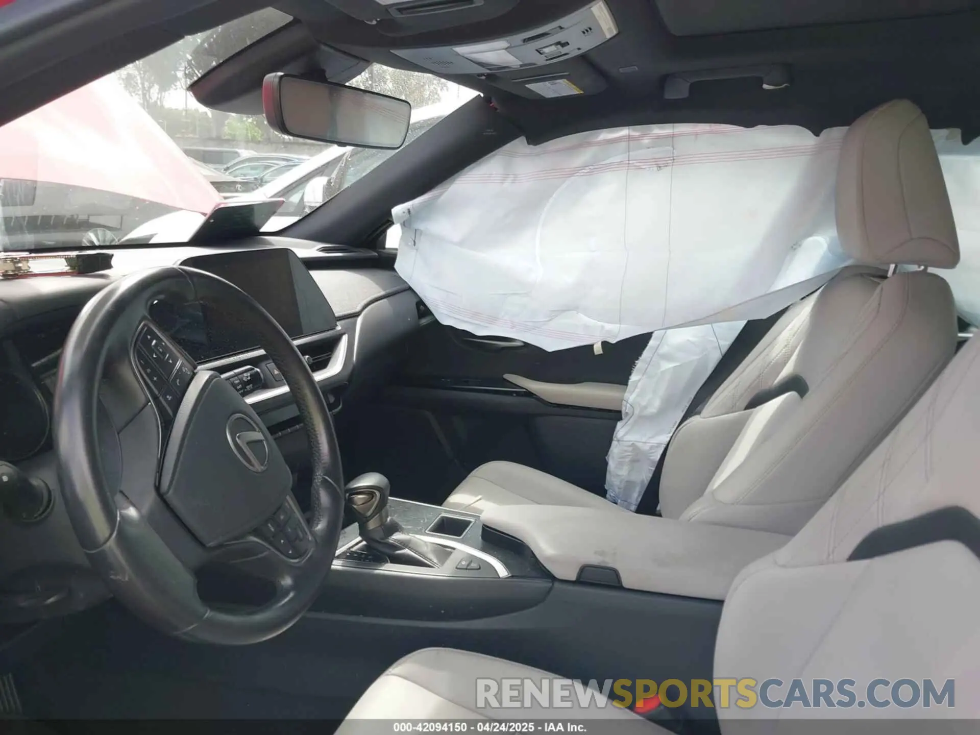 5 fotografías del automóvil dañado JTHX6JBH8P2147752 LEXUS UX 250H 2023
