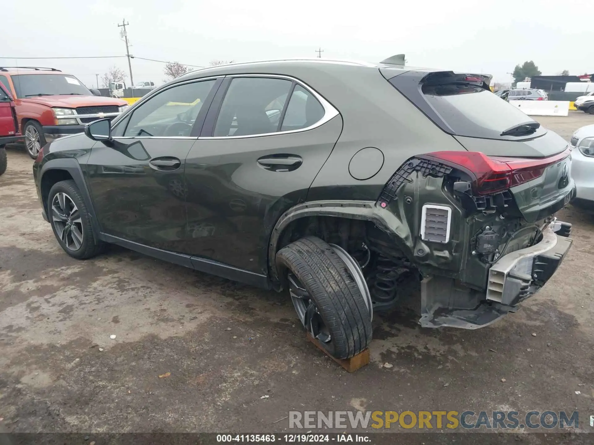 3 fotografías del automóvil dañado JTHX6JBH9P2151597 LEXUS UX 250H 2023