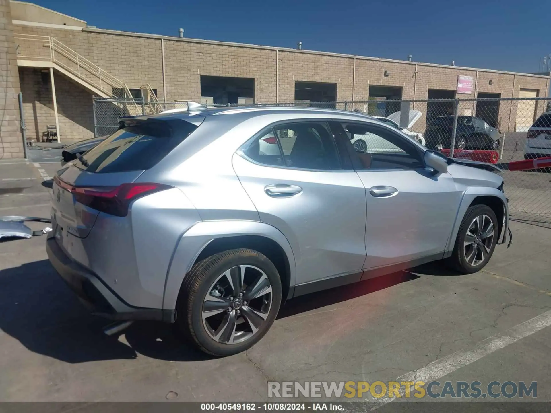 4 fotografías del automóvil dañado JTHP6JBHXR2179136 LEXUS UX 250H 2024