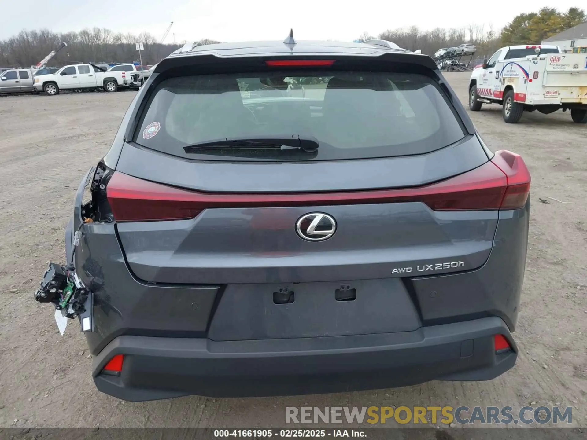 16 fotografías del automóvil dañado JTHP9JBH8R2079284 LEXUS UX 250H 2024