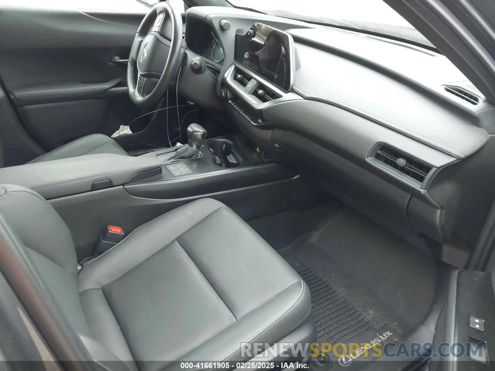 5 fotografías del automóvil dañado JTHP9JBH8R2079284 LEXUS UX 250H 2024