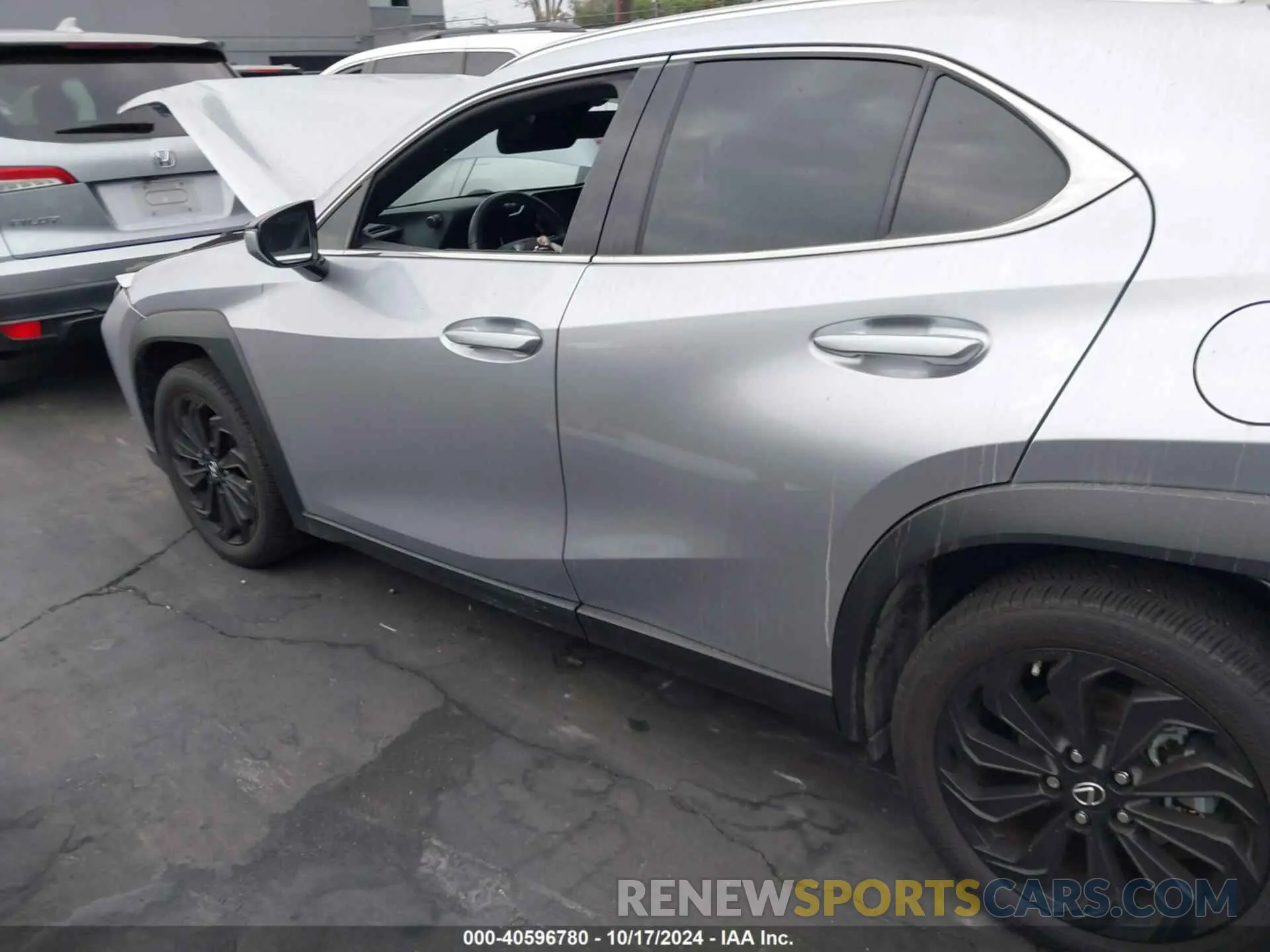 14 fotografías del automóvil dañado JTHX6JBH8R2165851 LEXUS UX 250H 2024