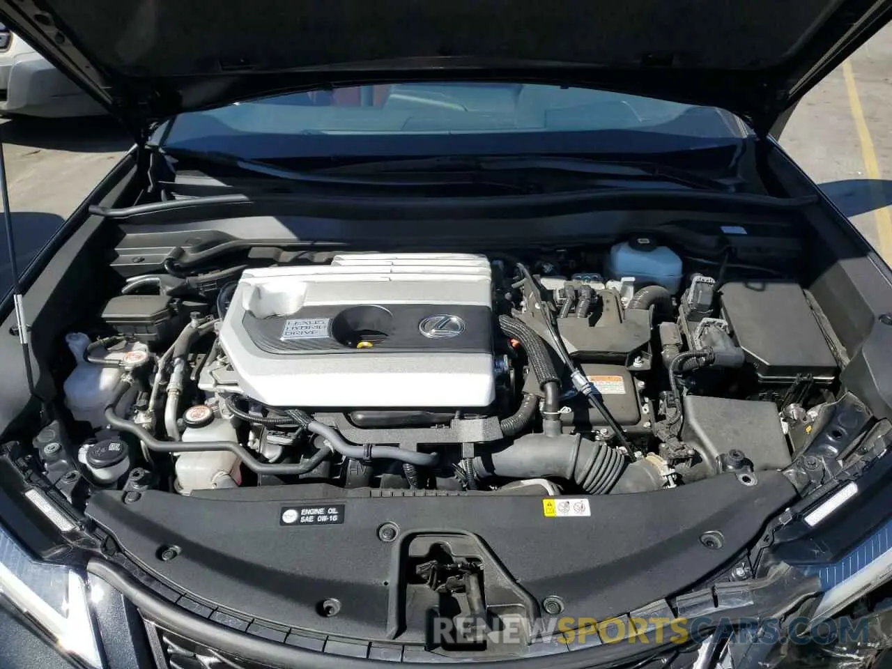 11 fotografías del automóvil dañado JTHE9JBH8N2058372 LEXUS UX 250H BA 2022
