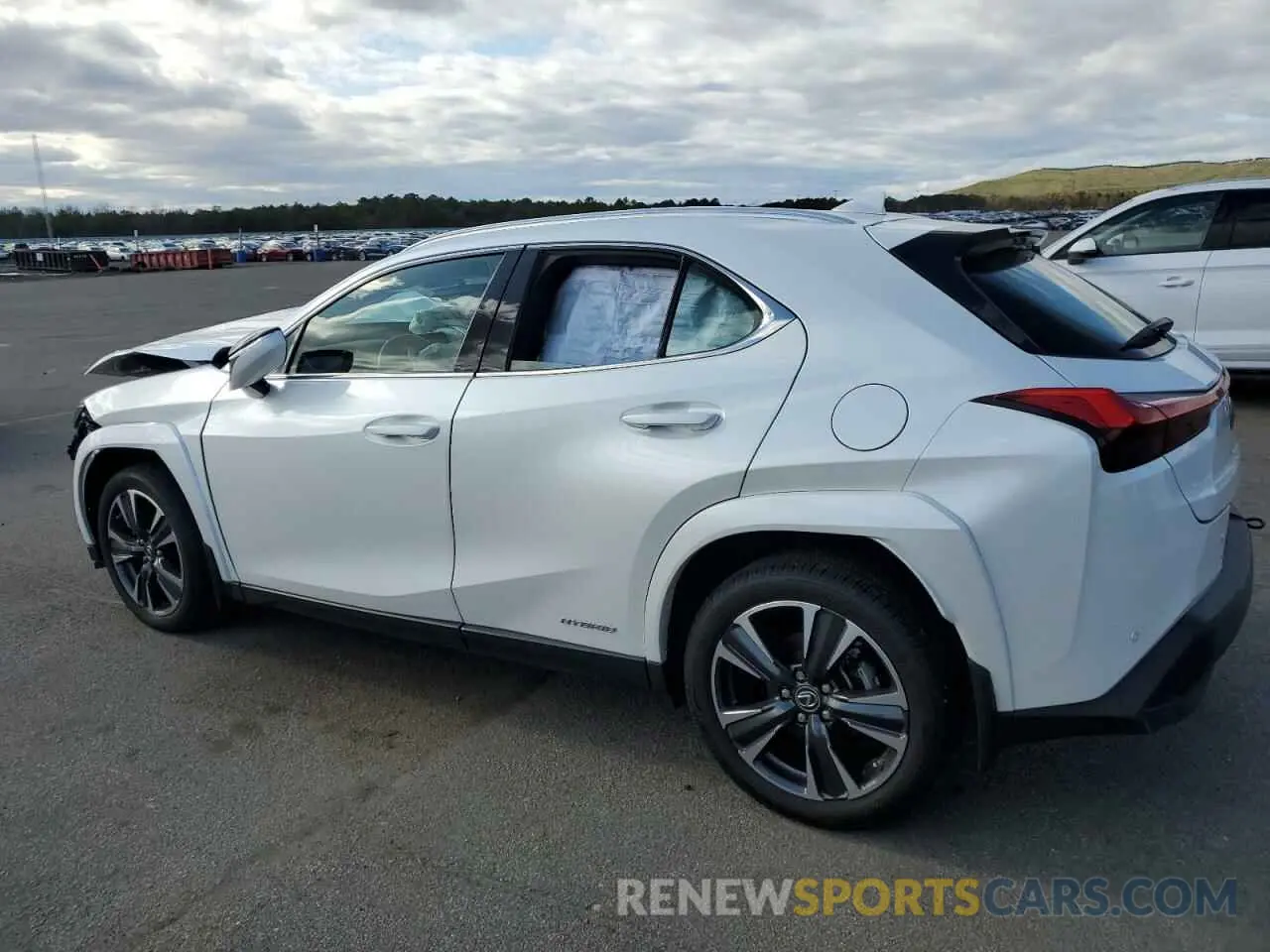 2 fotografías del automóvil dañado JTHP9JBH7N2062261 LEXUS UX 250H BA 2022