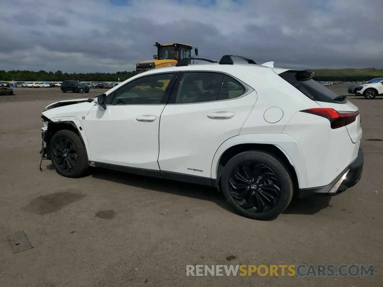 2 fotografías del automóvil dañado JTHR9JBH9N2060634 LEXUS UX 250H BA 2022