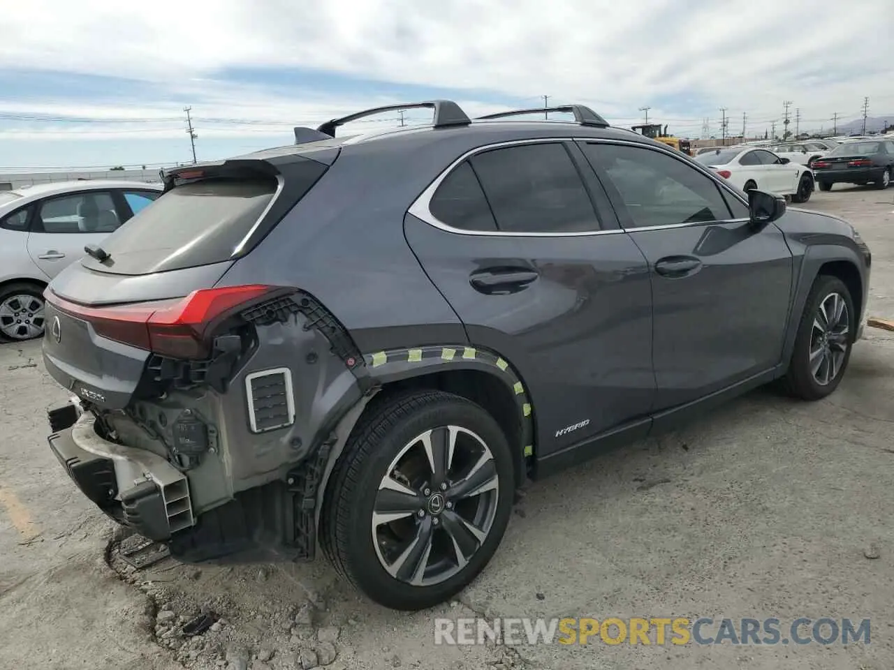 3 fotografías del automóvil dañado JTHX9JBH9N2056431 LEXUS UX 250H BA 2022