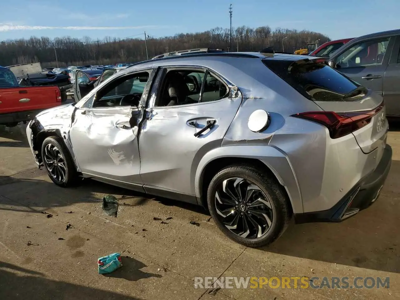 2 fotografías del automóvil dañado JTHB9JBHXP2067404 LEXUS UX 250H BA 2023