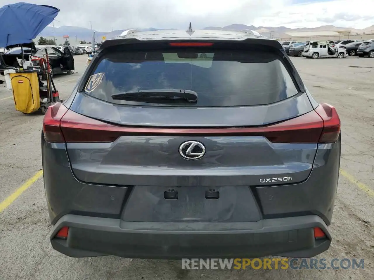 6 fotografías del automóvil dañado JTHX6JBH7P2152165 LEXUS UX 250H BA 2023