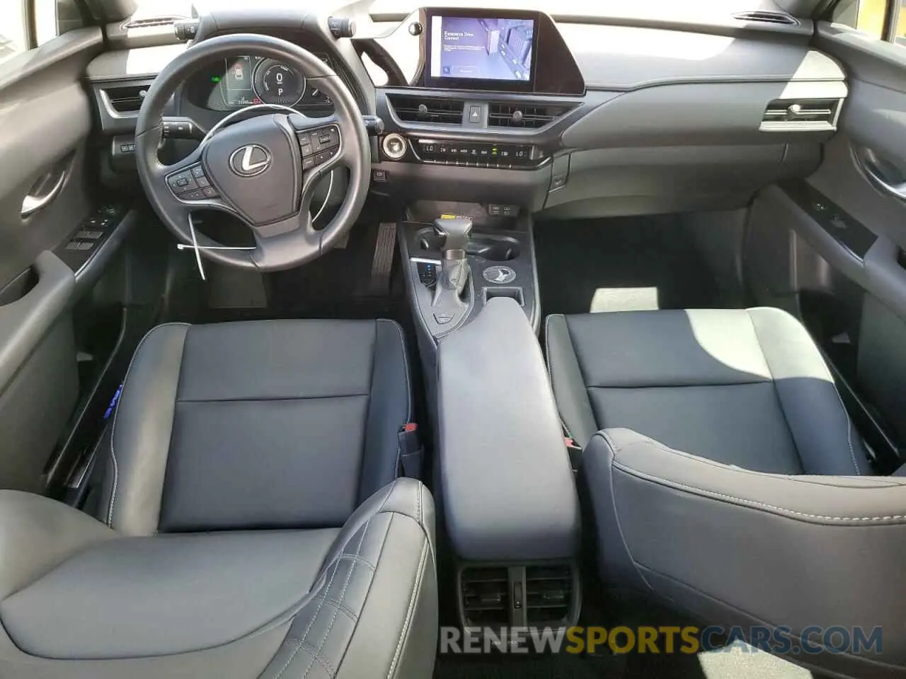 8 fotografías del automóvil dañado JTHX6JBH7P2152165 LEXUS UX 250H BA 2023