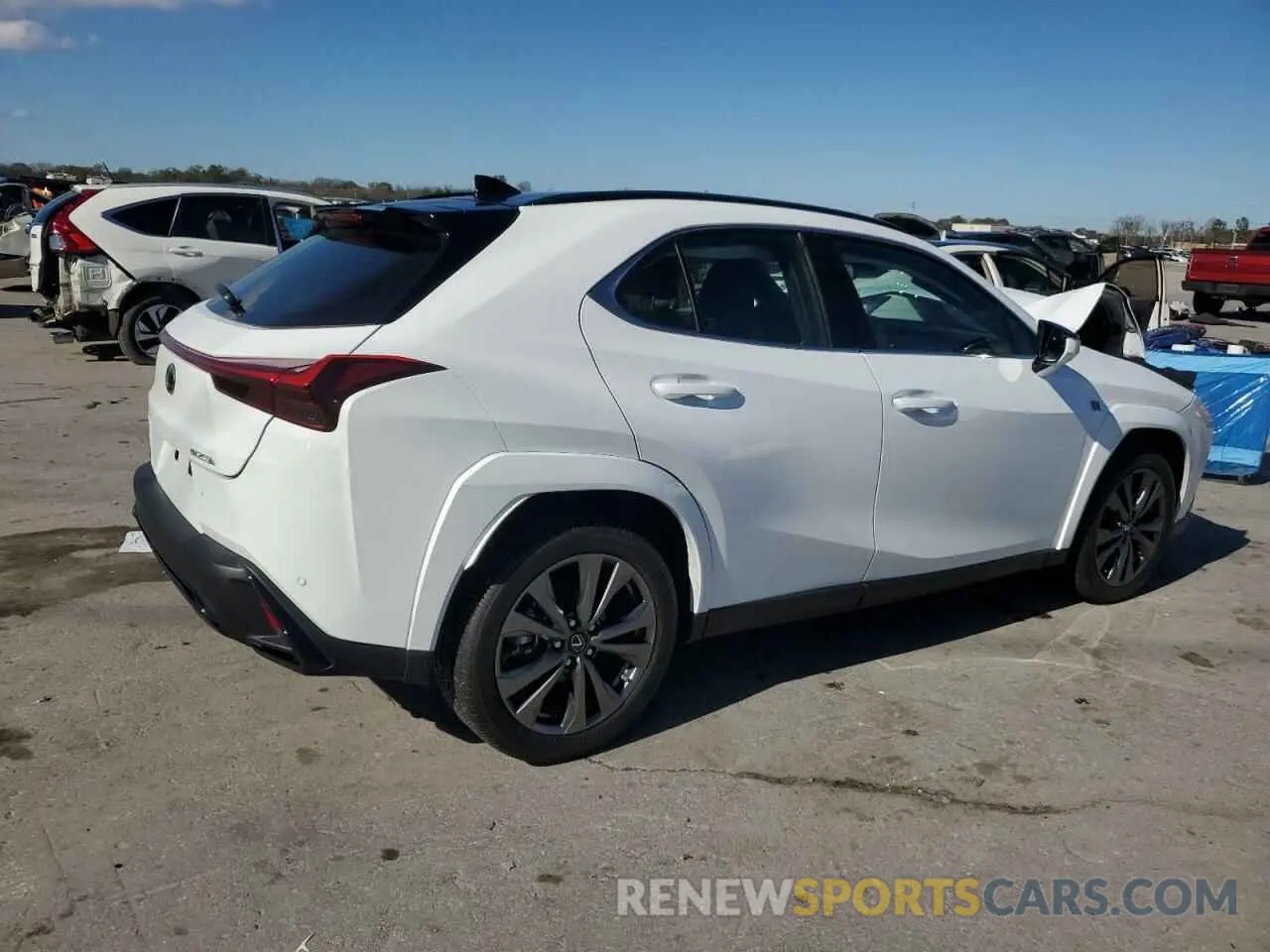 3 fotografías del automóvil dañado JTHB6JBH1R2189547 LEXUS UX 250H BA 2024
