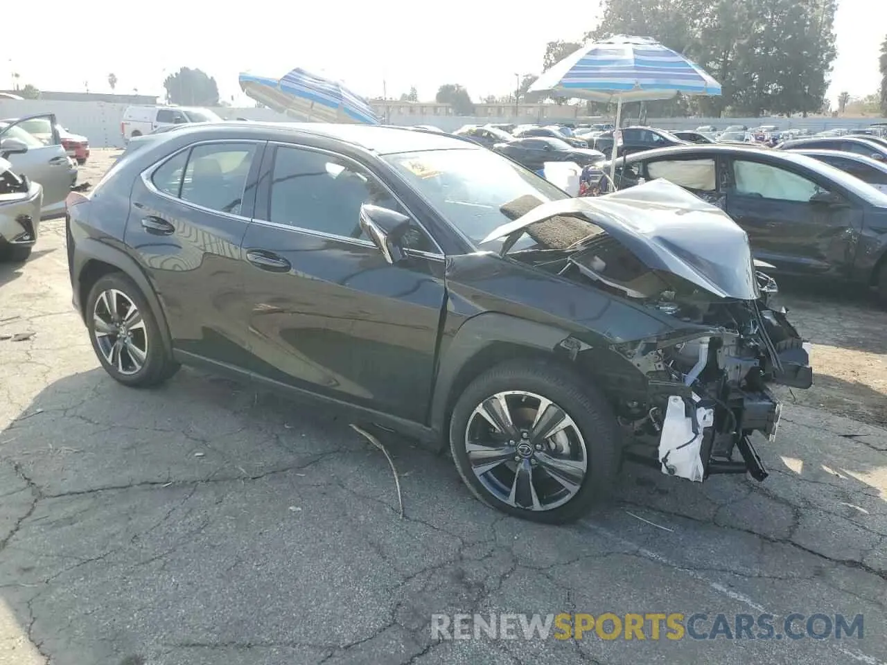 4 fotografías del automóvil dañado JTHX6JBH6R2189274 LEXUS UX 250H BA 2024