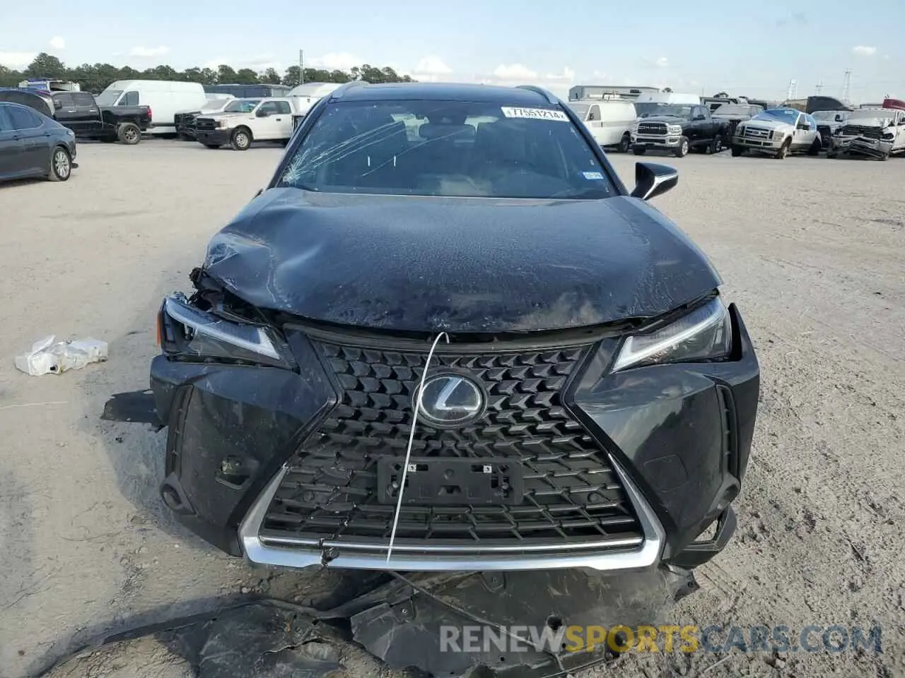 5 fotografías del automóvil dañado JTHX6JBH9R2189737 LEXUS UX 250H BA 2024