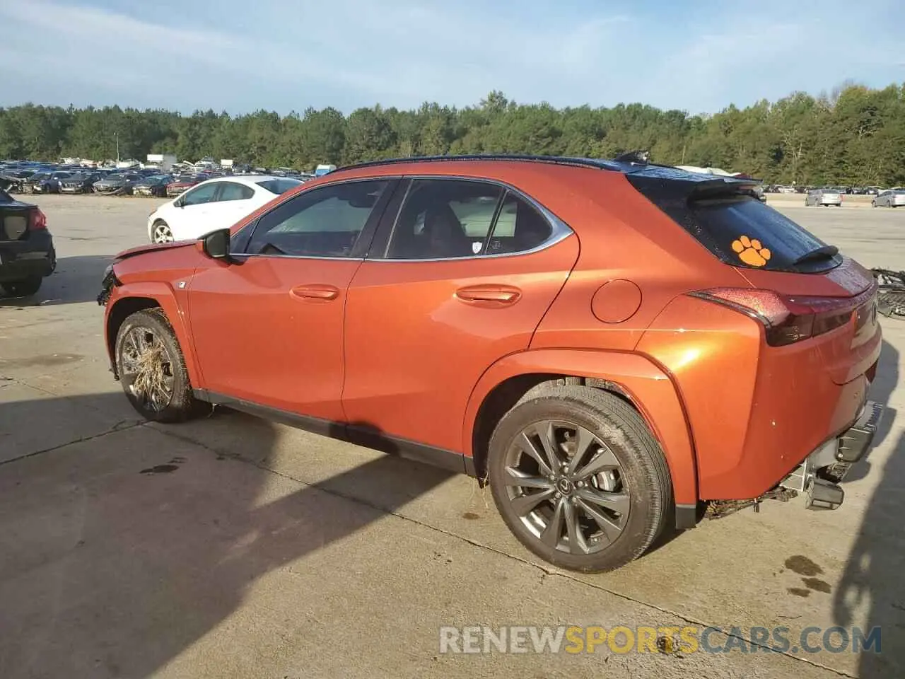 2 fotografías del automóvil dañado JTHR6JBH2P2140918 LEXUS UX 250H PR 2023