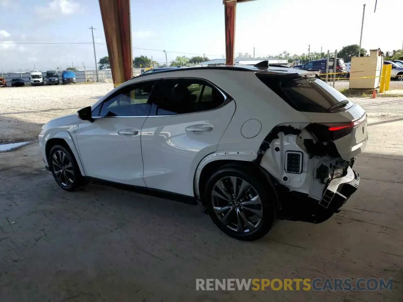 2 fotografías del automóvil dañado JTHR6JBH2P2150820 LEXUS UX 250H PR 2023