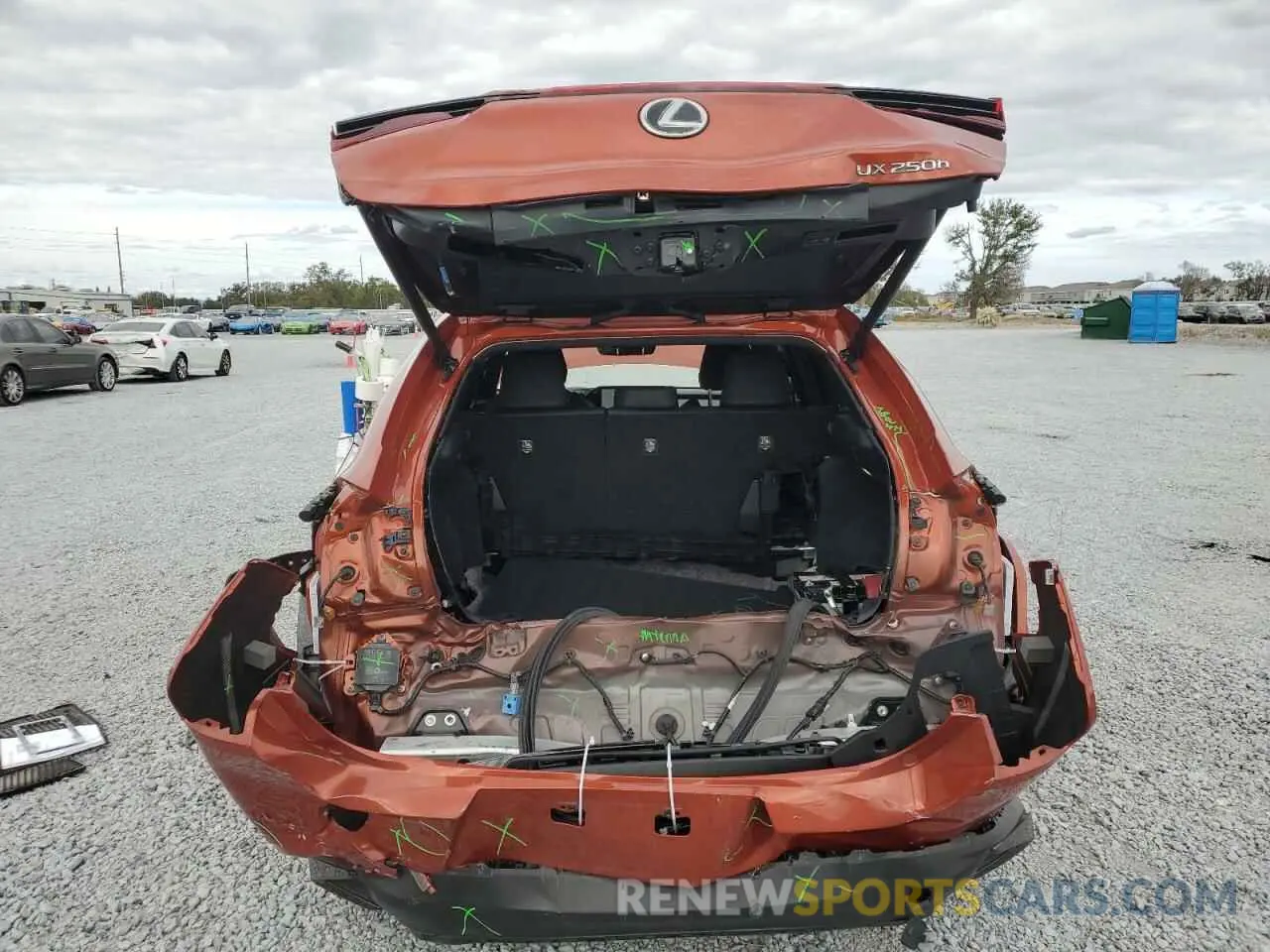 6 fotografías del automóvil dañado JTHR6JBHXP2143632 LEXUS UX 250H PR 2023