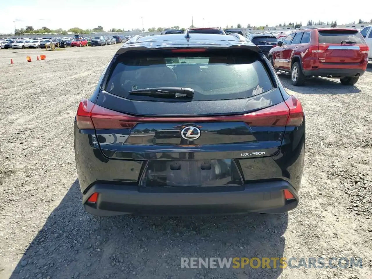 6 fotografías del automóvil dañado JTHP6JBH7R2190501 LEXUS UX 250H PR 2024