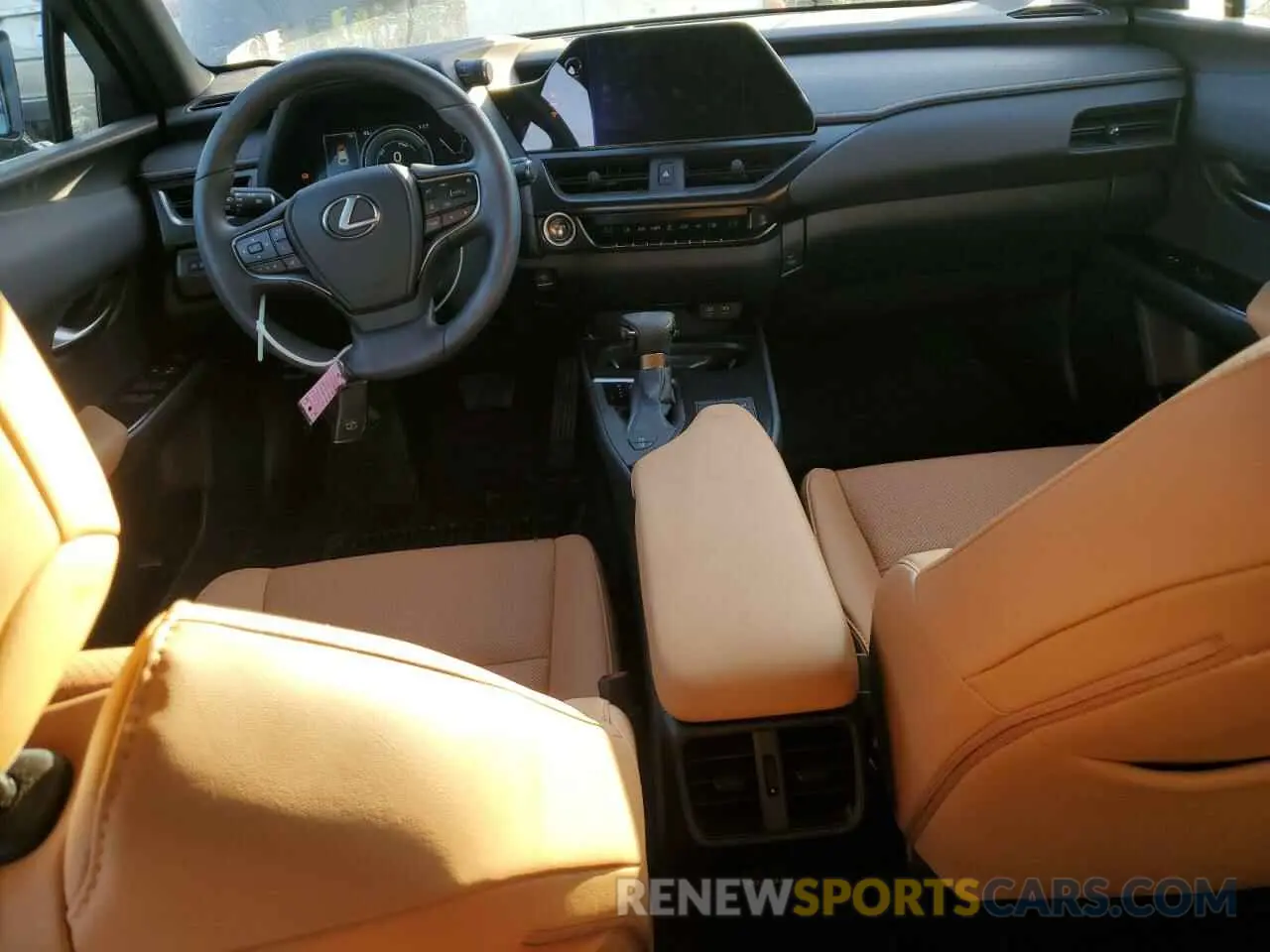 8 fotografías del automóvil dañado JTHP9JBH0R2073933 LEXUS UX 250H PR 2024