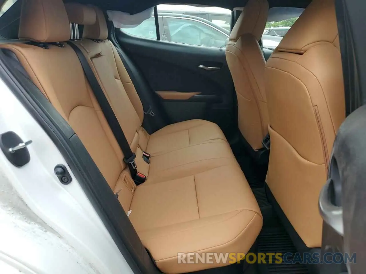 11 fotografías del automóvil dañado JTHP9JBH4R2071876 LEXUS UX 250H PR 2024