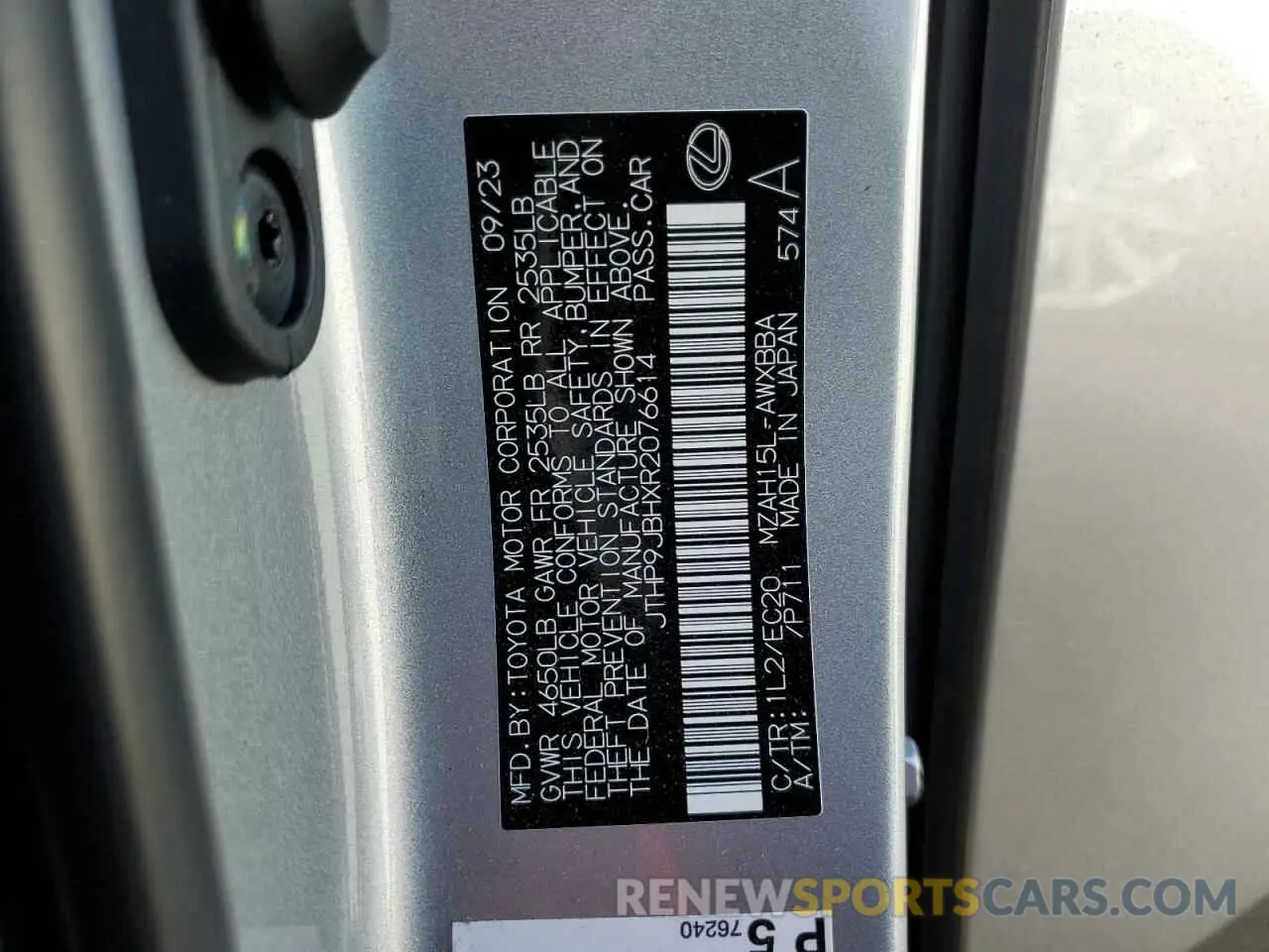 13 fotografías del automóvil dañado JTHP9JBHXR2076614 LEXUS UX 250H PR 2024