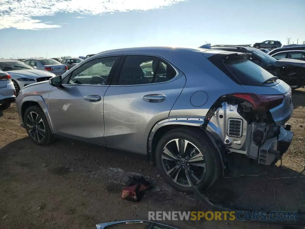 2 fotografías del automóvil dañado JTHP9JBHXR2076614 LEXUS UX 250H PR 2024