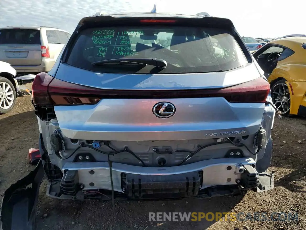 6 fotografías del automóvil dañado JTHP9JBHXR2076614 LEXUS UX 250H PR 2024