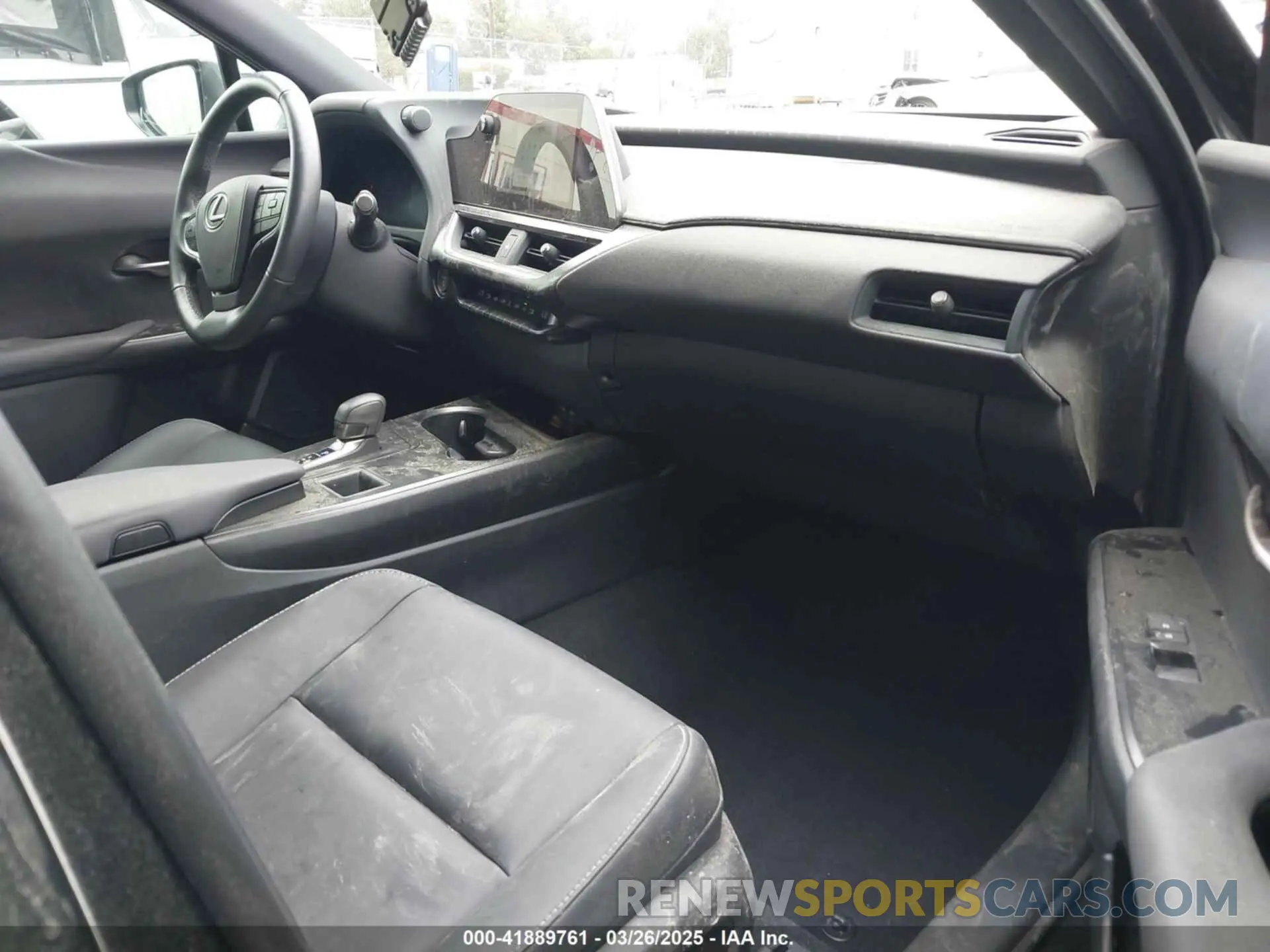 5 fotografías del automóvil dañado JTHYBJAH9S2002181 LEXUS UX 300H 2025
