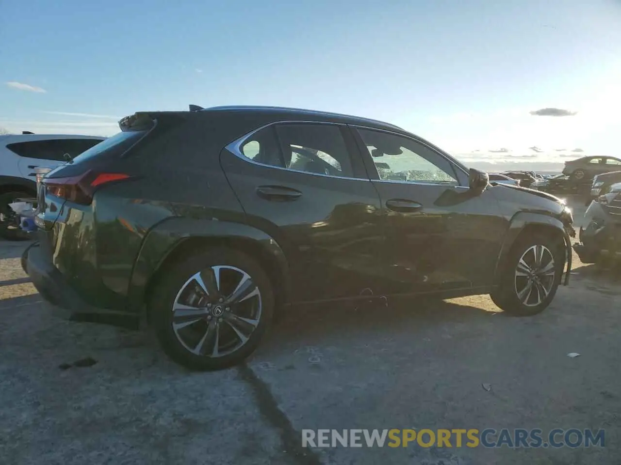 3 fotografías del automóvil dañado JTHUCJDH8S2000784 LEXUS UX 300H BA 2025