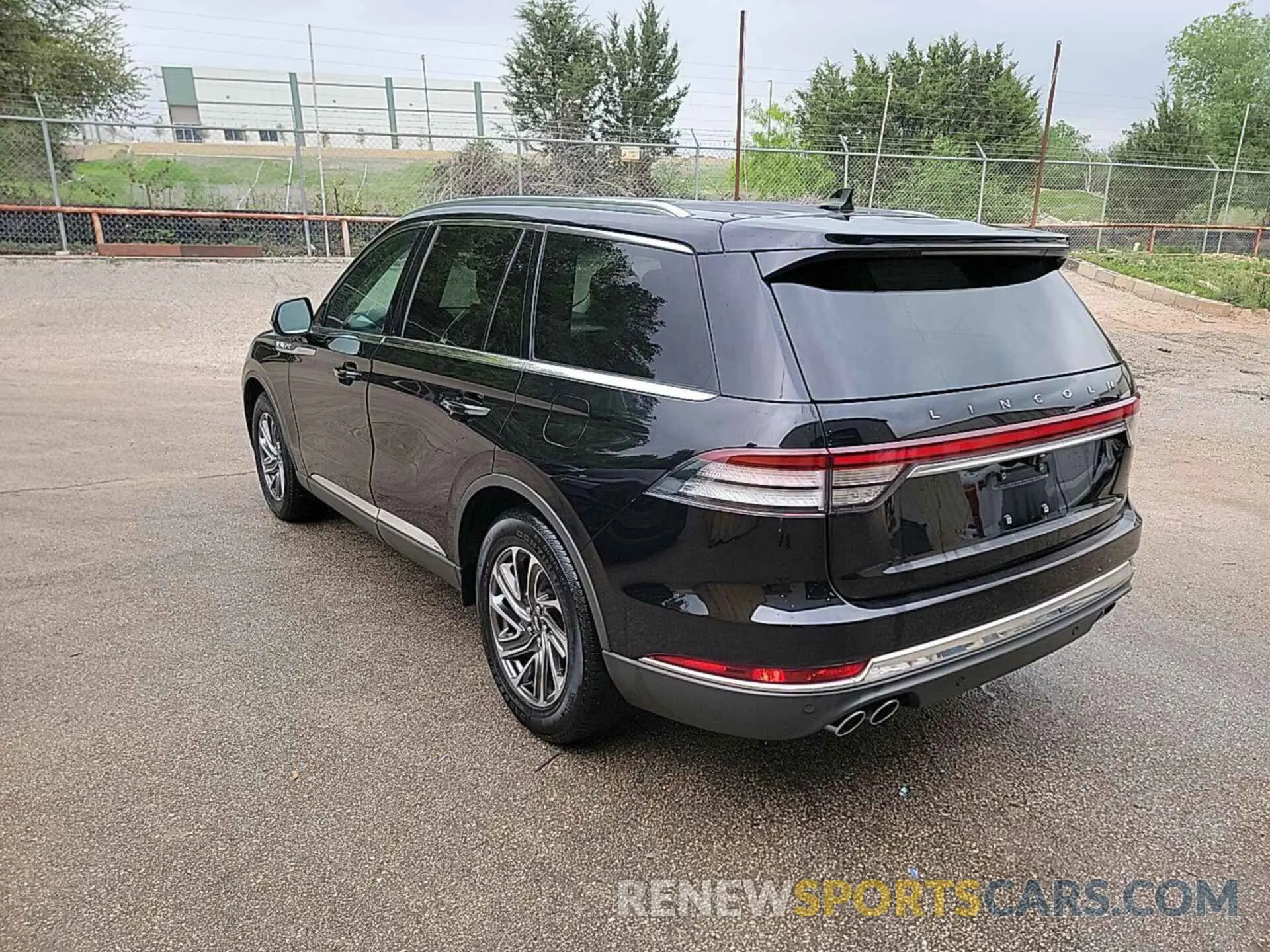 10 fotografías del automóvil dañado 5LM5J6WC4LGL34009 LINCOLN AVIATOR 2020