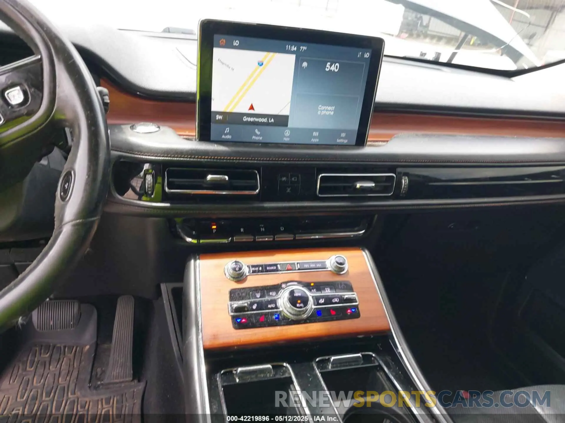 17 fotografías del automóvil dañado 5LM5J7WC2LGL17926 LINCOLN AVIATOR 2020