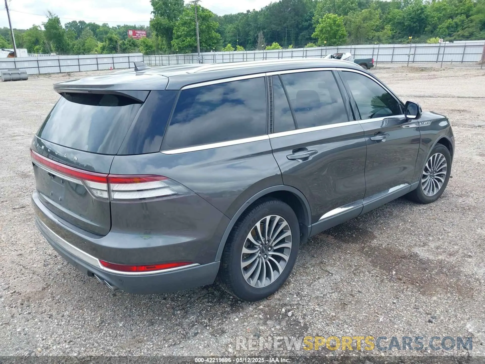4 fotografías del automóvil dañado 5LM5J7WC2LGL17926 LINCOLN AVIATOR 2020