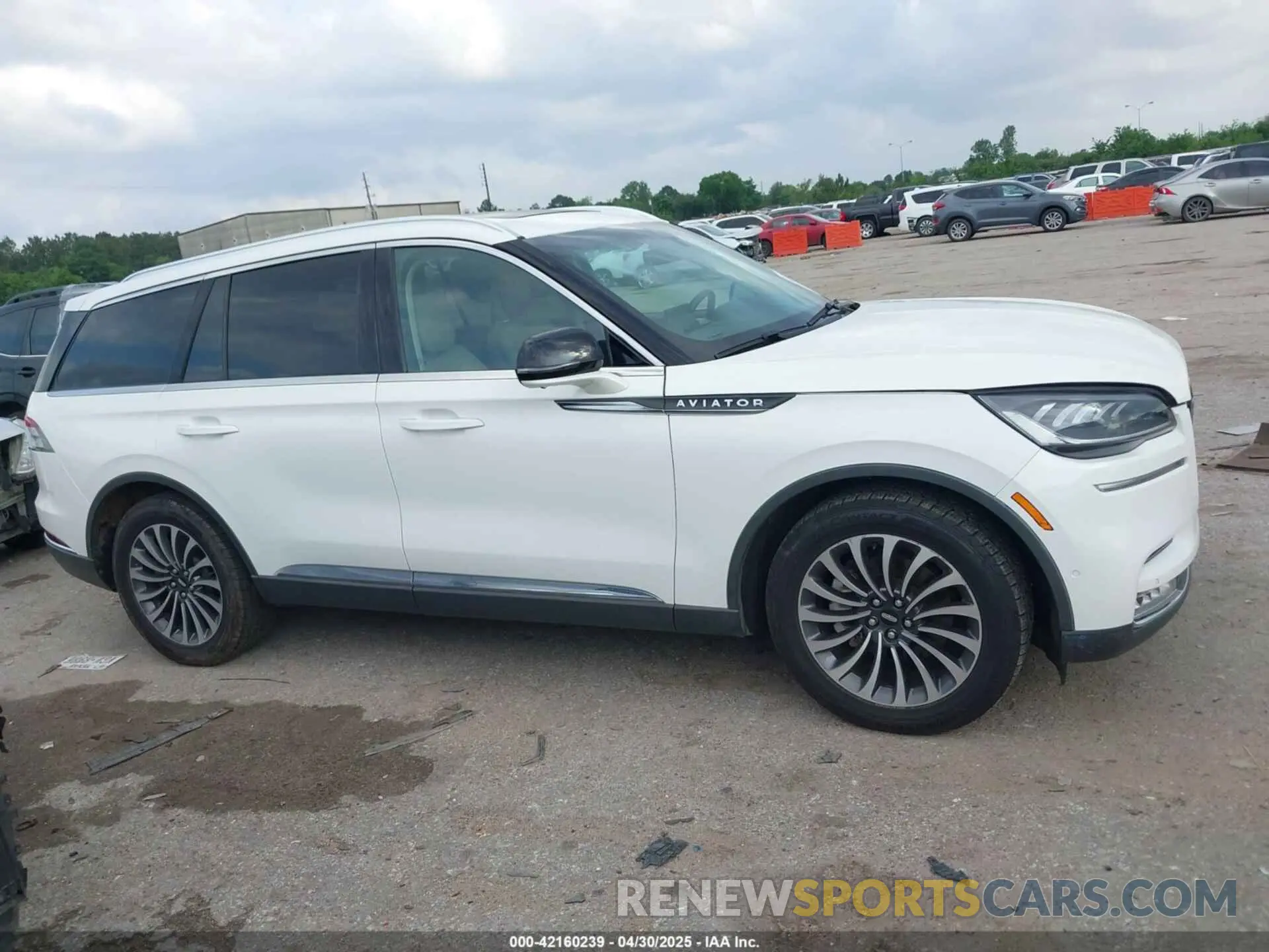 13 fotografías del automóvil dañado 5LM5J7WC8LGL36710 LINCOLN AVIATOR 2020