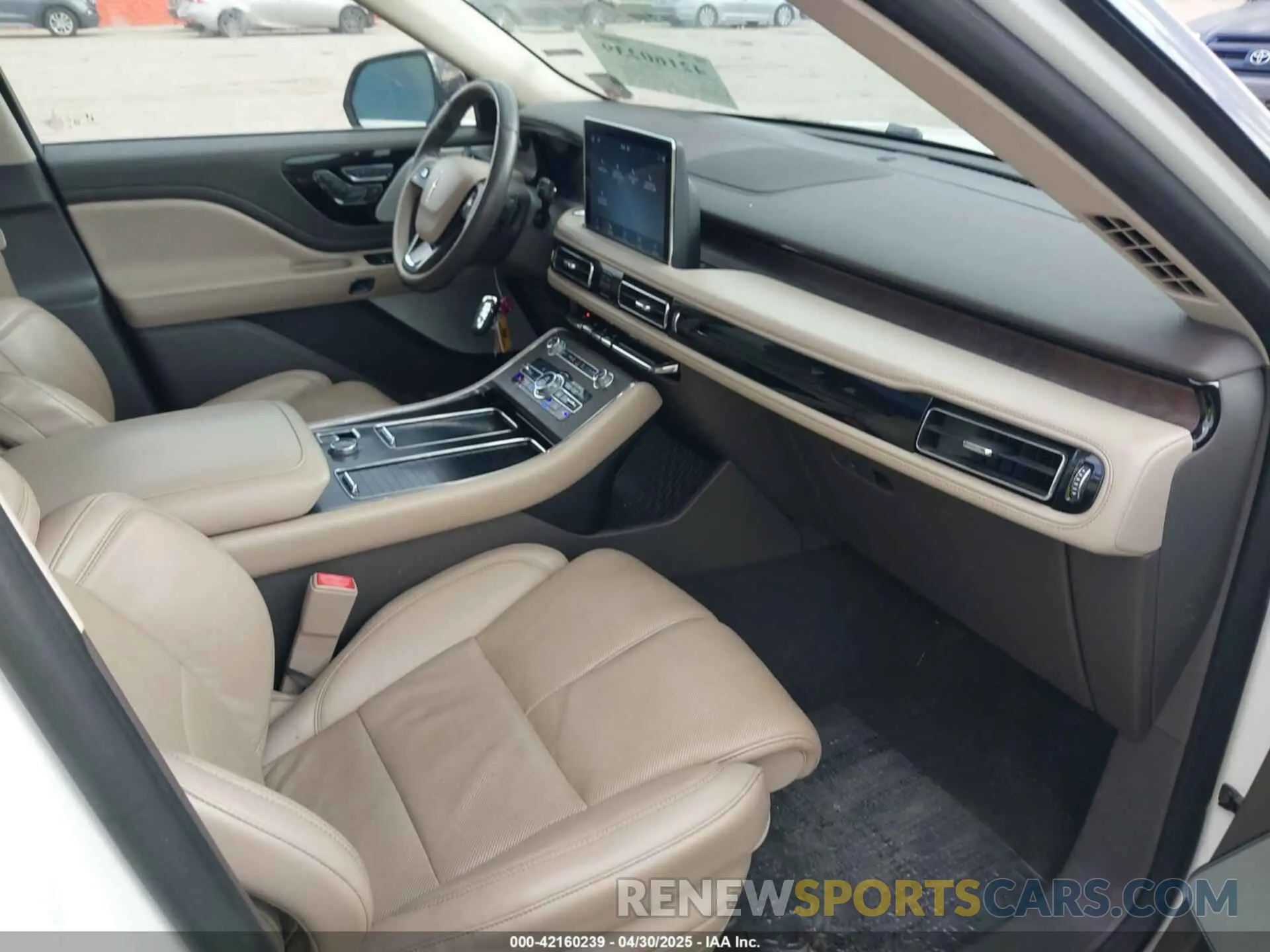 5 fotografías del automóvil dañado 5LM5J7WC8LGL36710 LINCOLN AVIATOR 2020