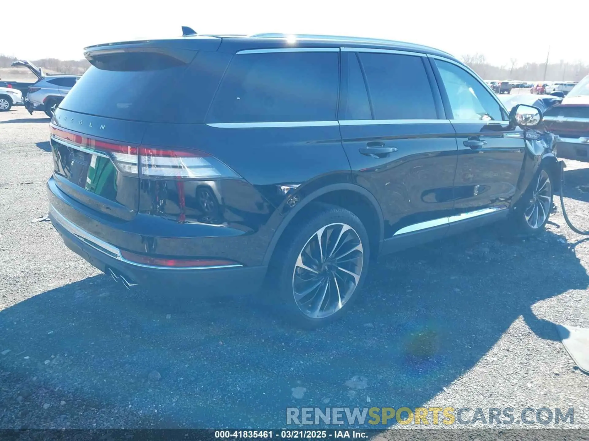 4 fotografías del automóvil dañado 5LM5J7XC0LGL22461 LINCOLN AVIATOR 2020