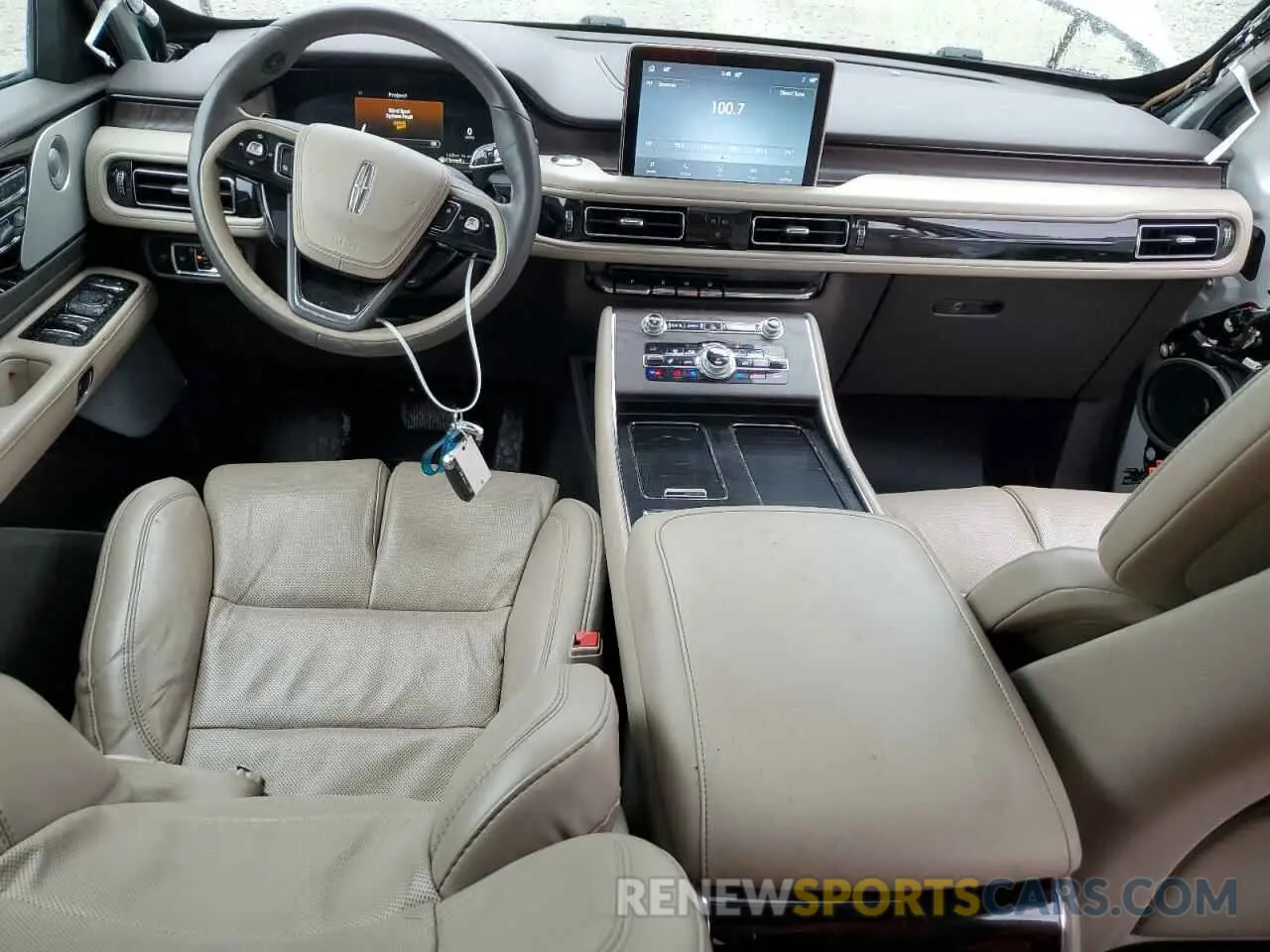 8 fotografías del automóvil dañado 5LM5J7XC0LGL22749 LINCOLN AVIATOR 2020
