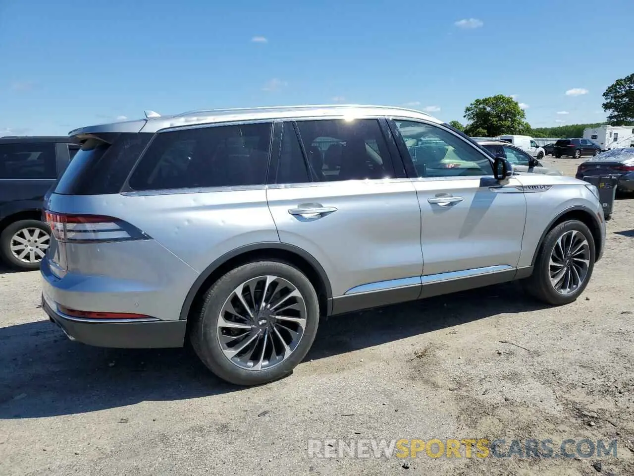 3 fotografías del automóvil dañado 5LM5J7XC4LGL20616 LINCOLN AVIATOR 2020