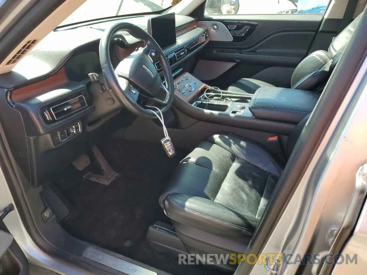 7 fotografías del automóvil dañado 5LM5J7XC4LGL20616 LINCOLN AVIATOR 2020